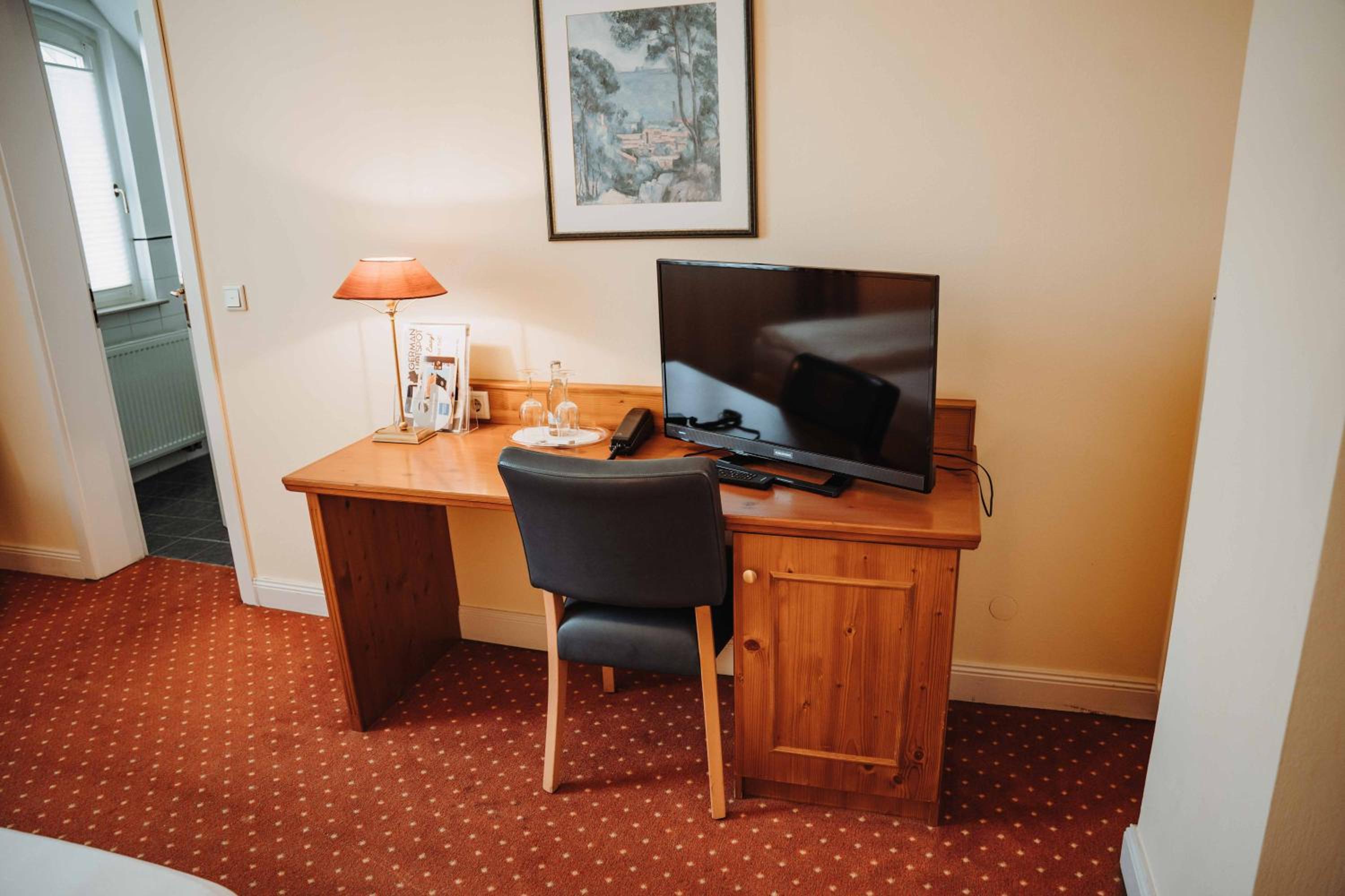 Standard Double Room photo 3