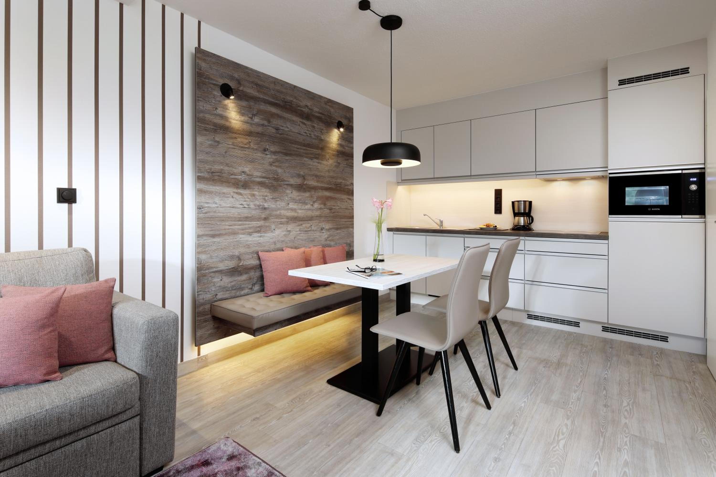 One-Bedroom House - Photo 9