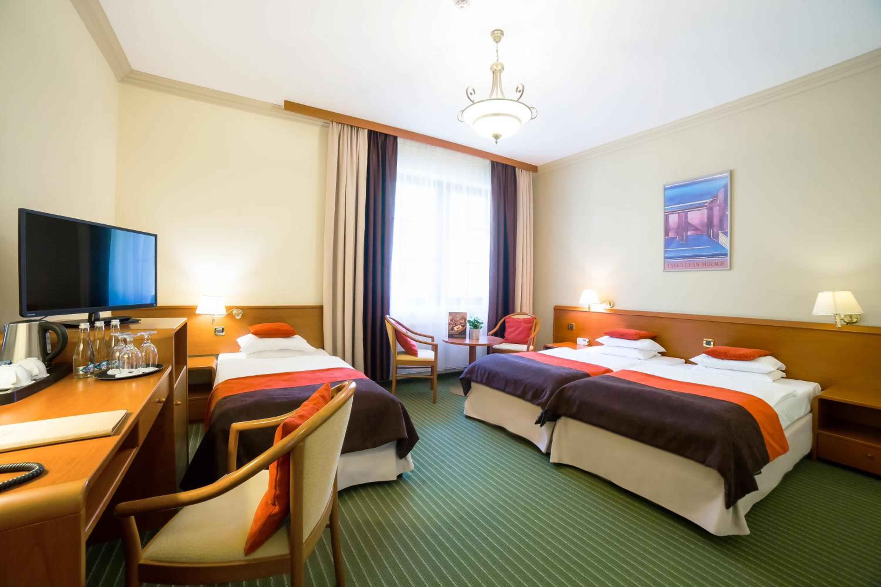 Comfort Triple Room