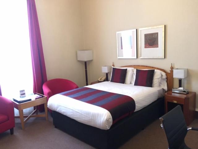 Double Room - Photo 5
