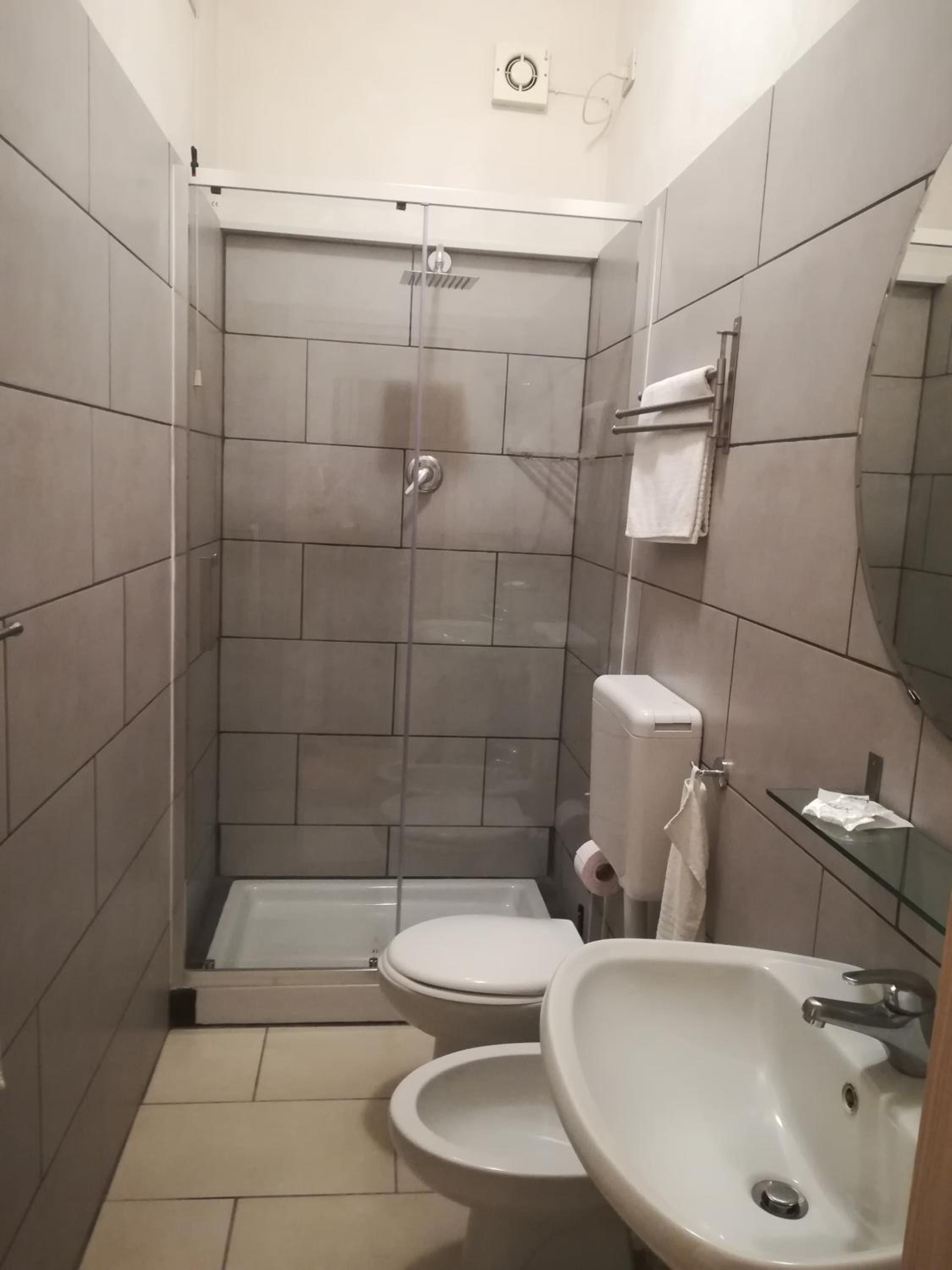 Large Double Room with Garden View - Photo 2