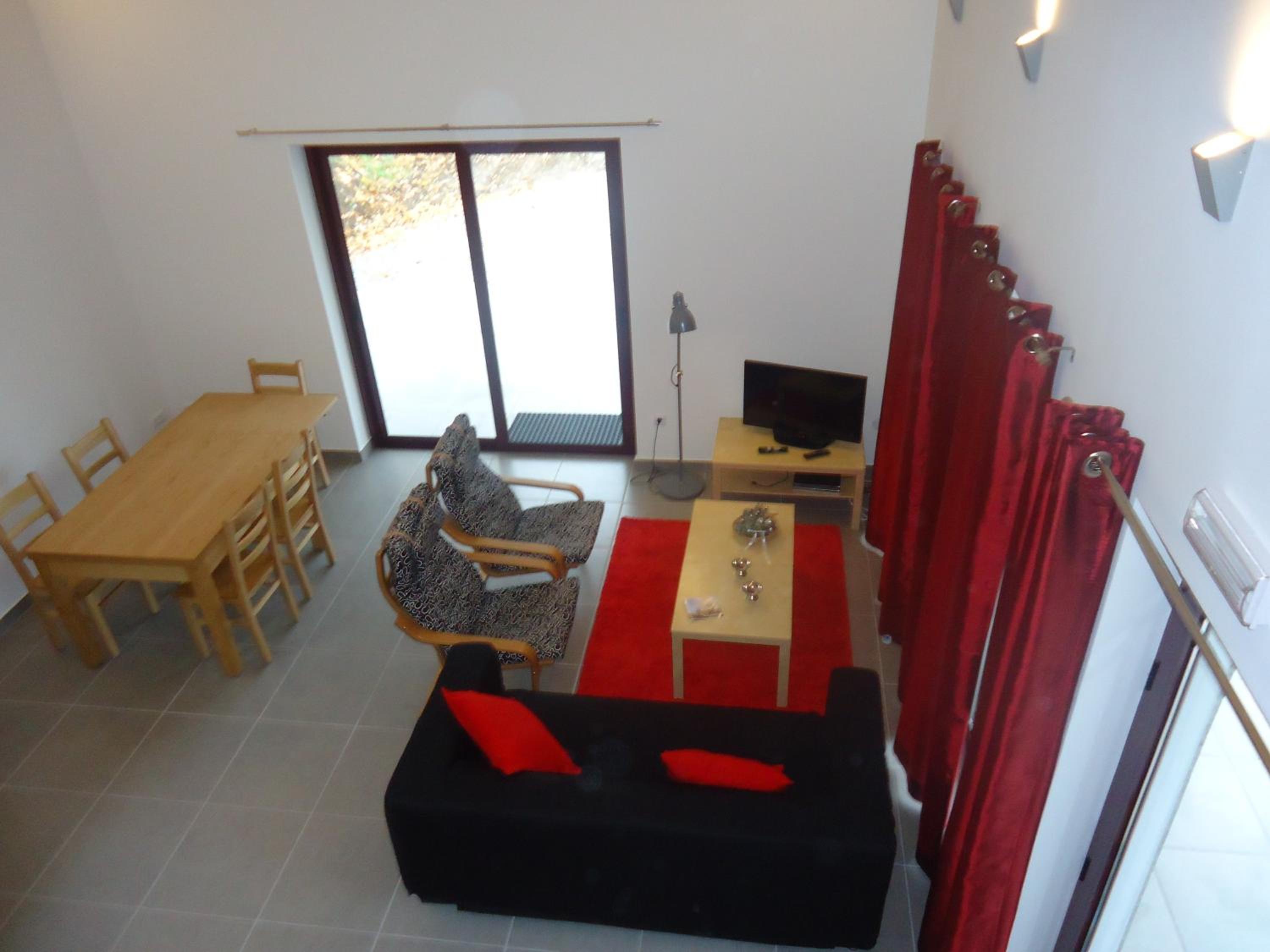 Two-Bedroom House photo 3