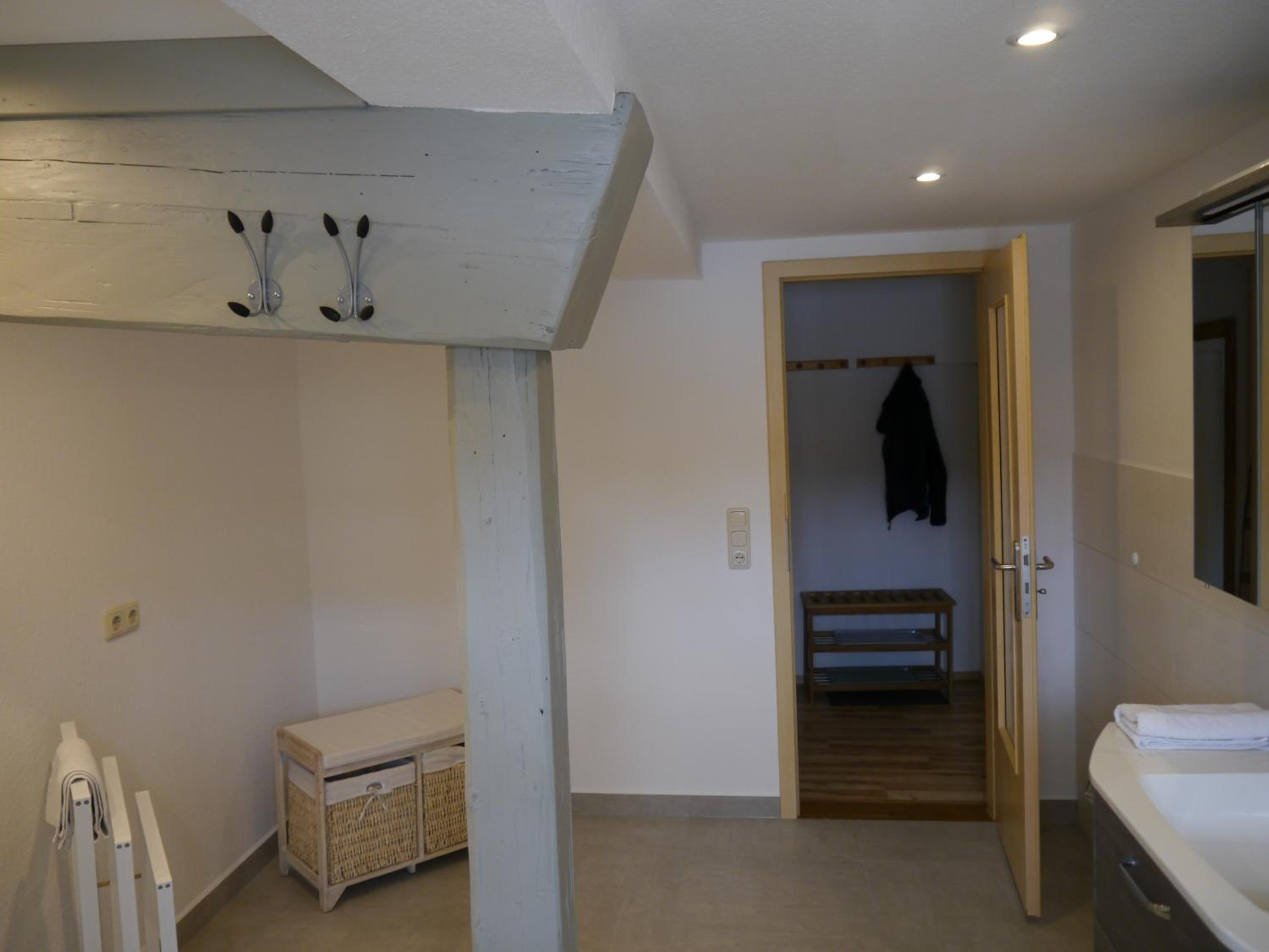 Two Bedroom Apartment with Fireplace - Photo 18
