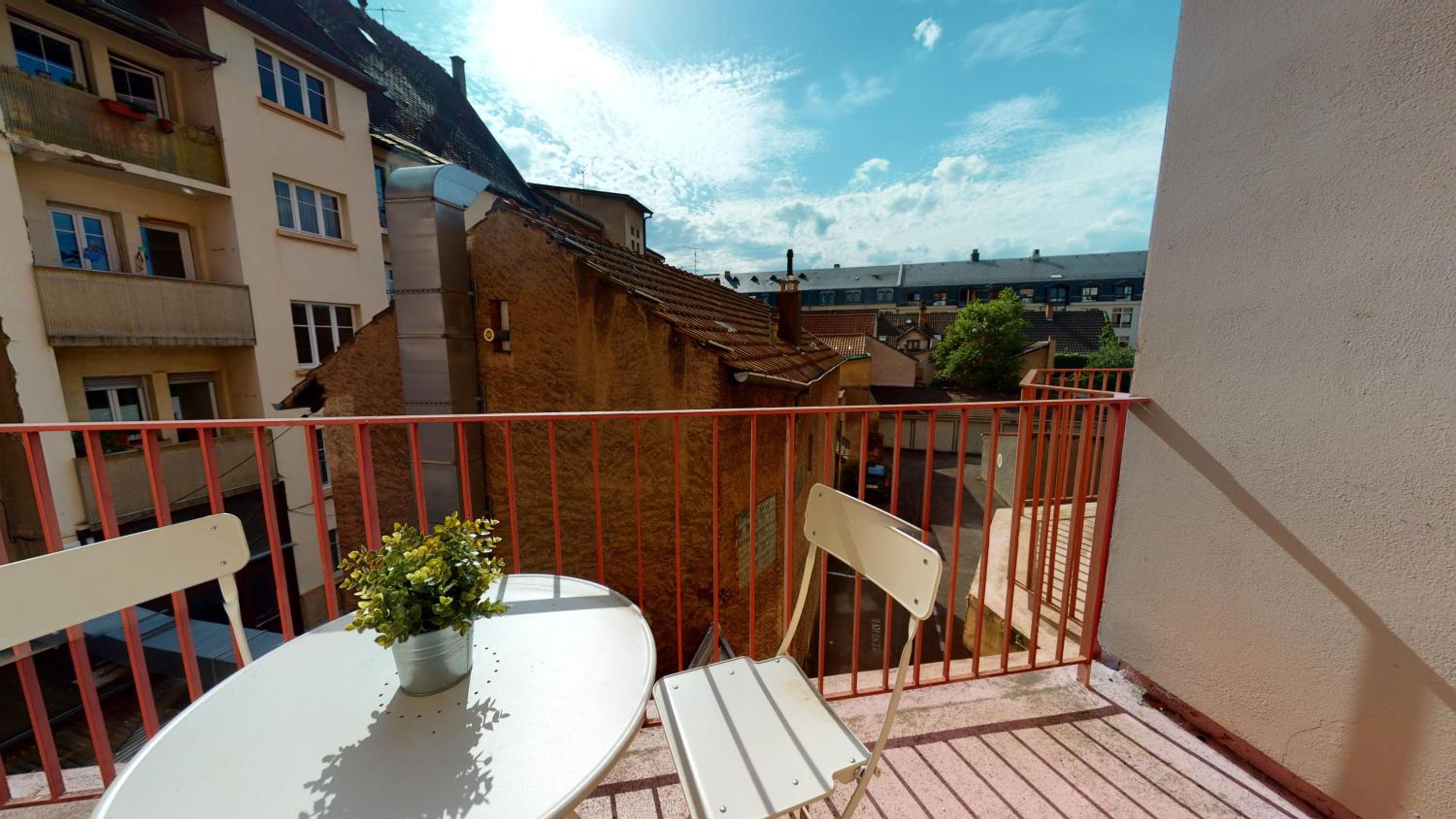 Apartment with Terrace photo 2