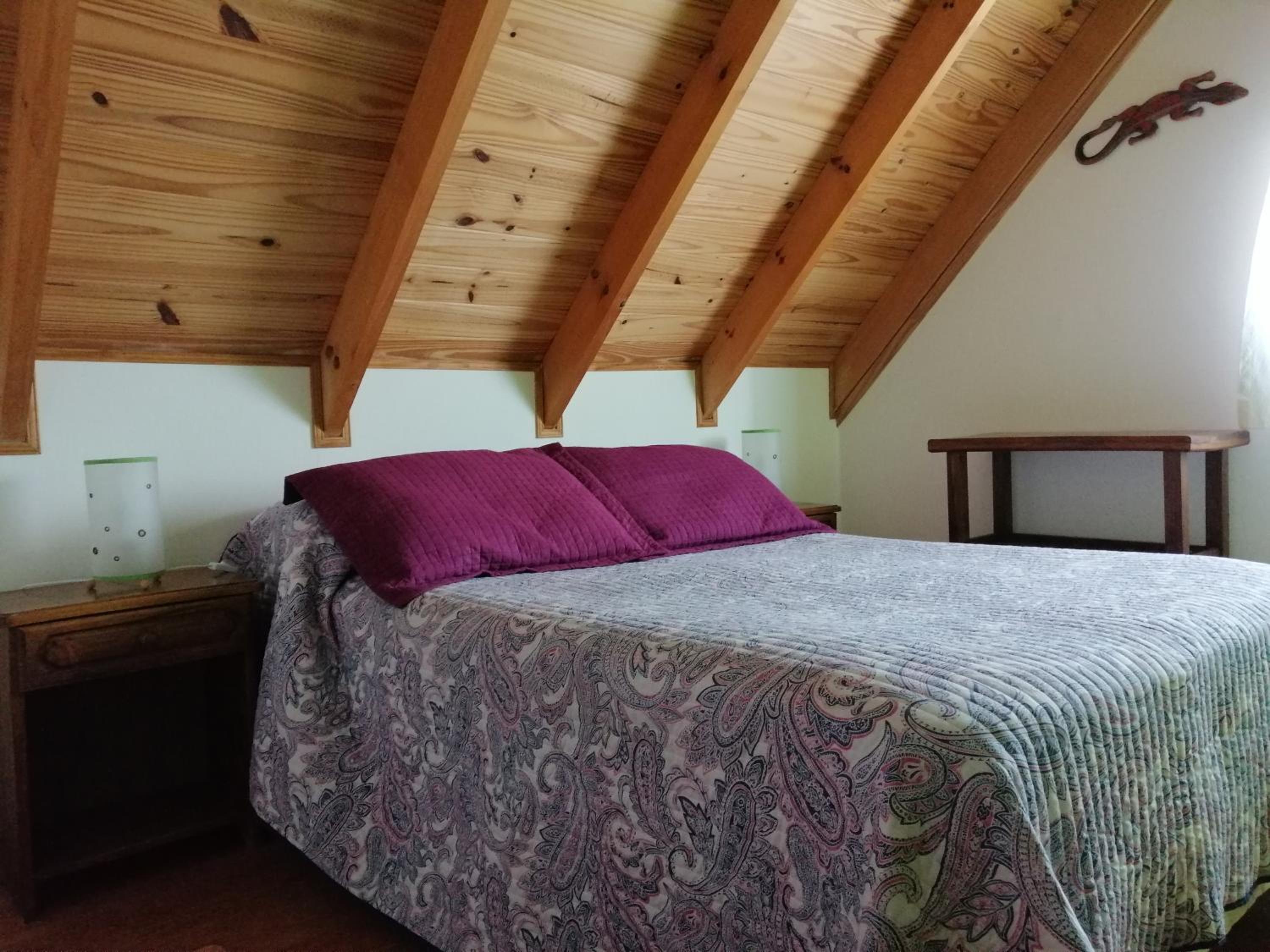Double or Twin Room with Shared Bathroom photo 3