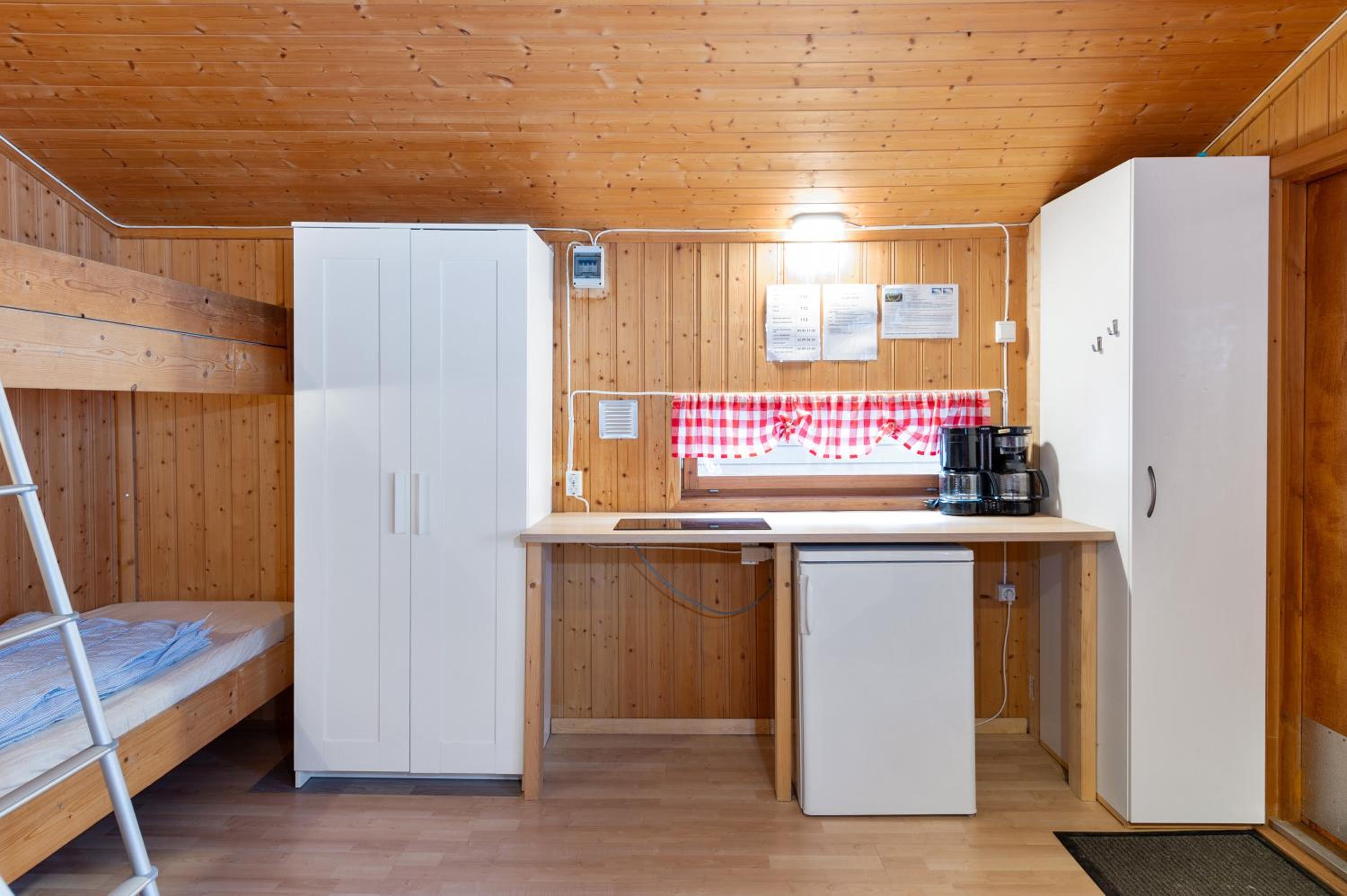 Cottage photo 2