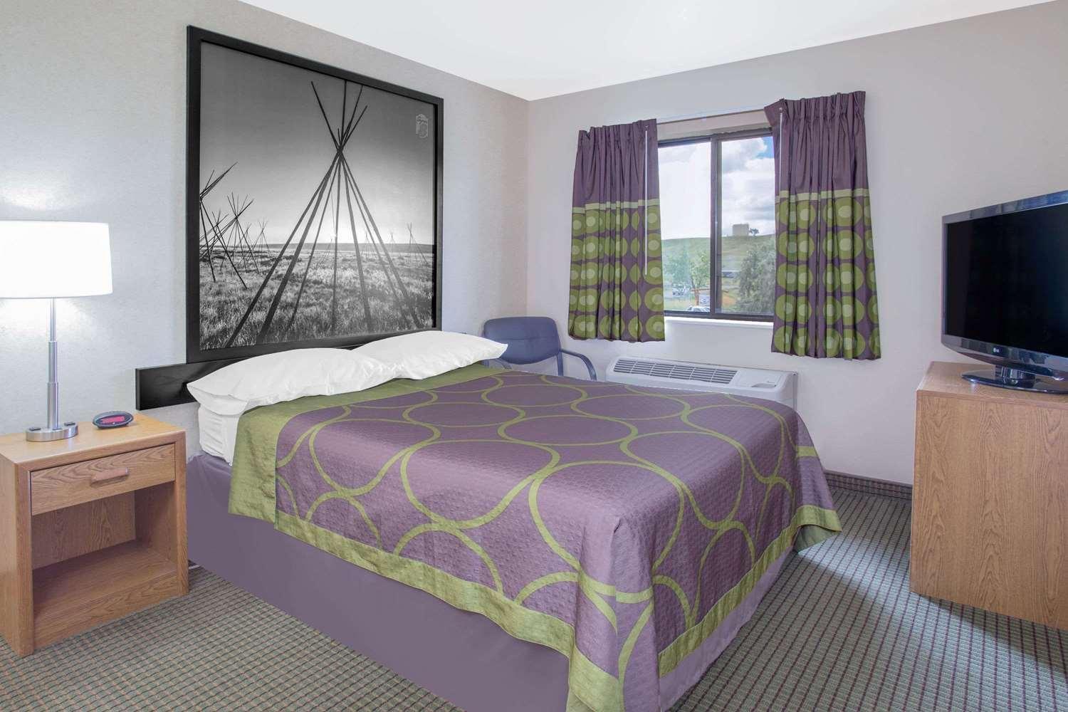 Queen Room - Disability Access/Non-Smoking - Photo 3
