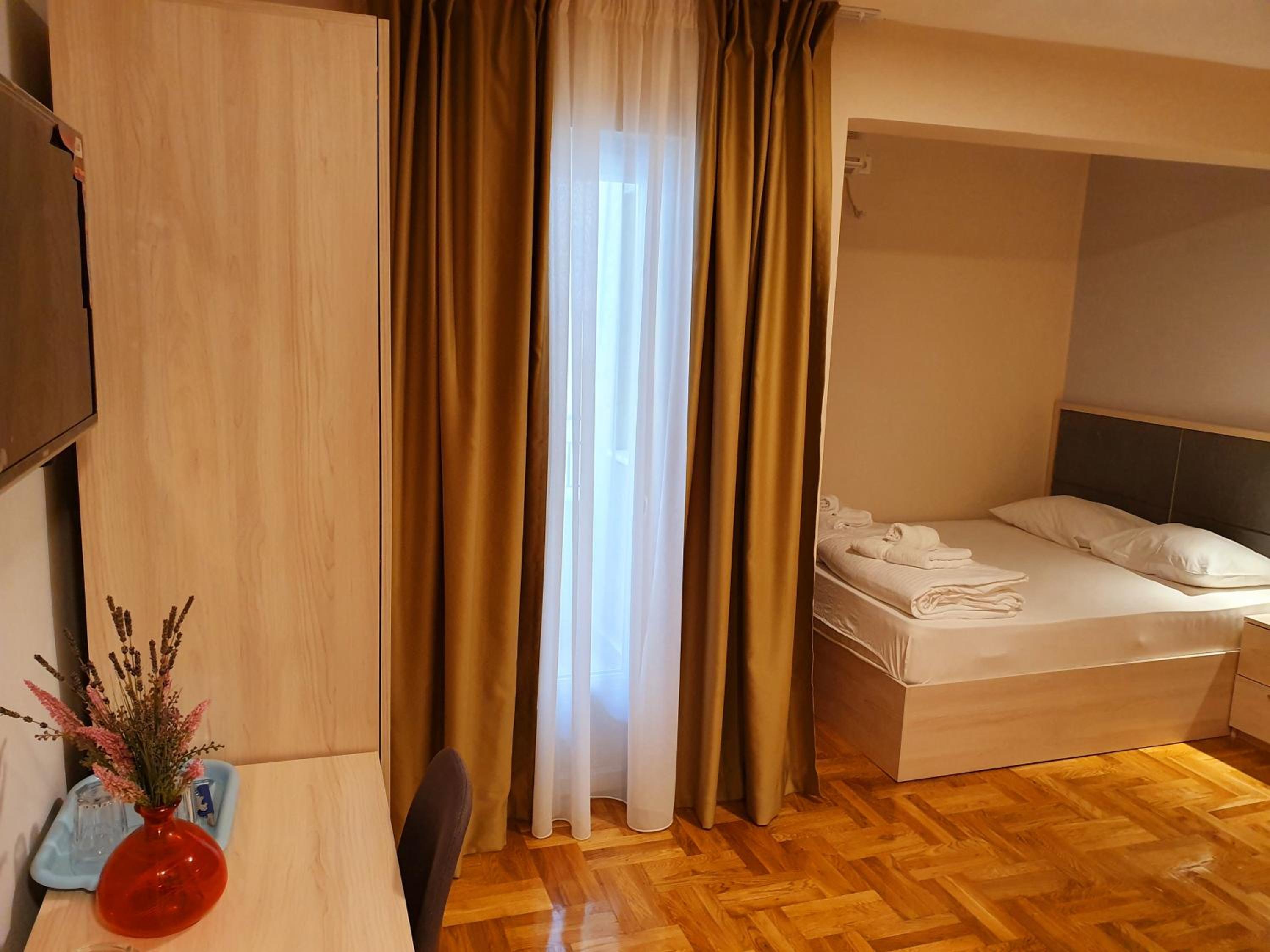 Triple Room with Terrace