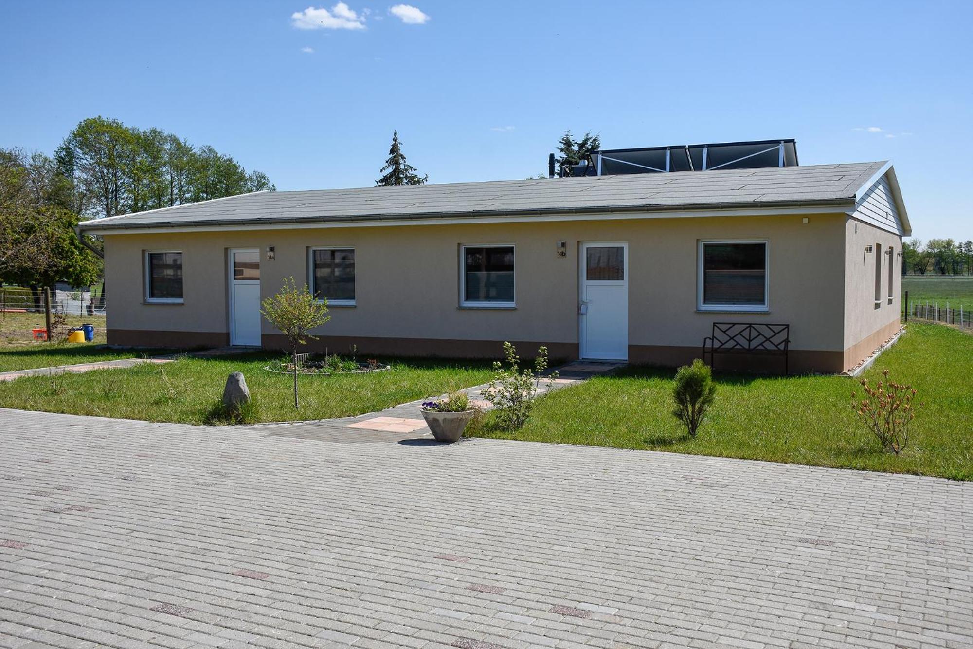 Apartment with Garden View - Photo 19