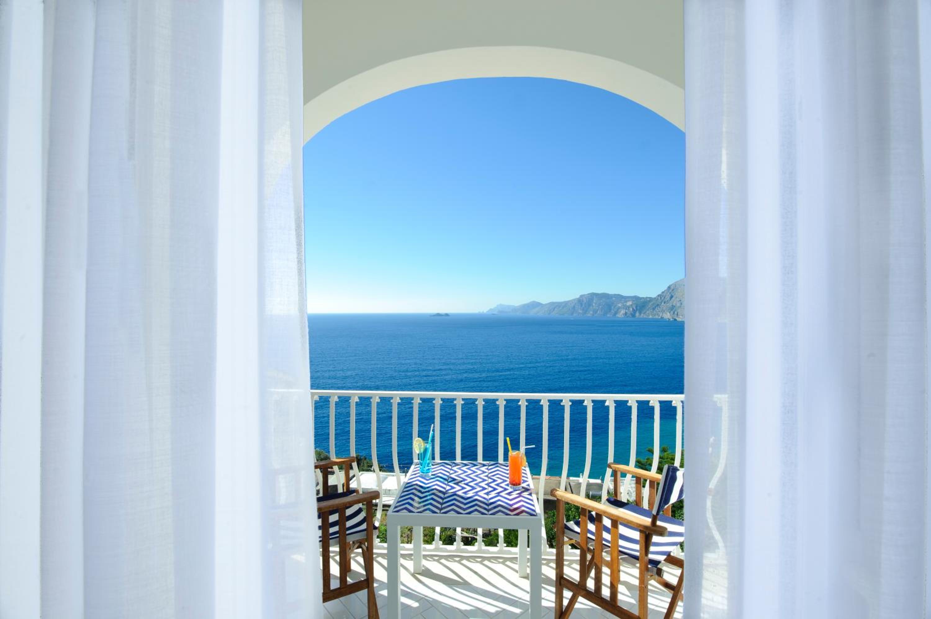 Mediterranean Double or Twin with Balcony and Sea View - Photo 14