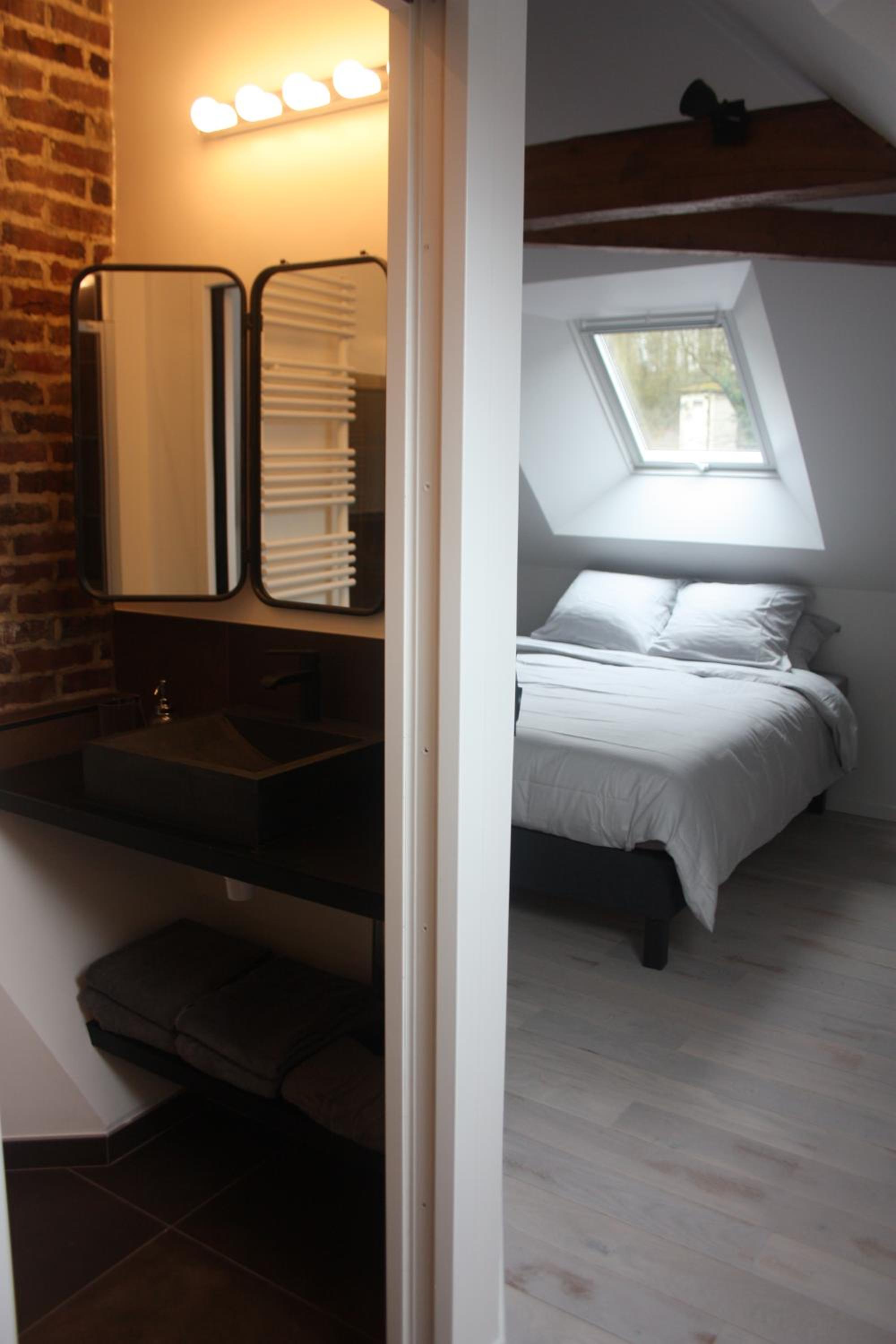 Double or Twin Room with Garden View photo 3