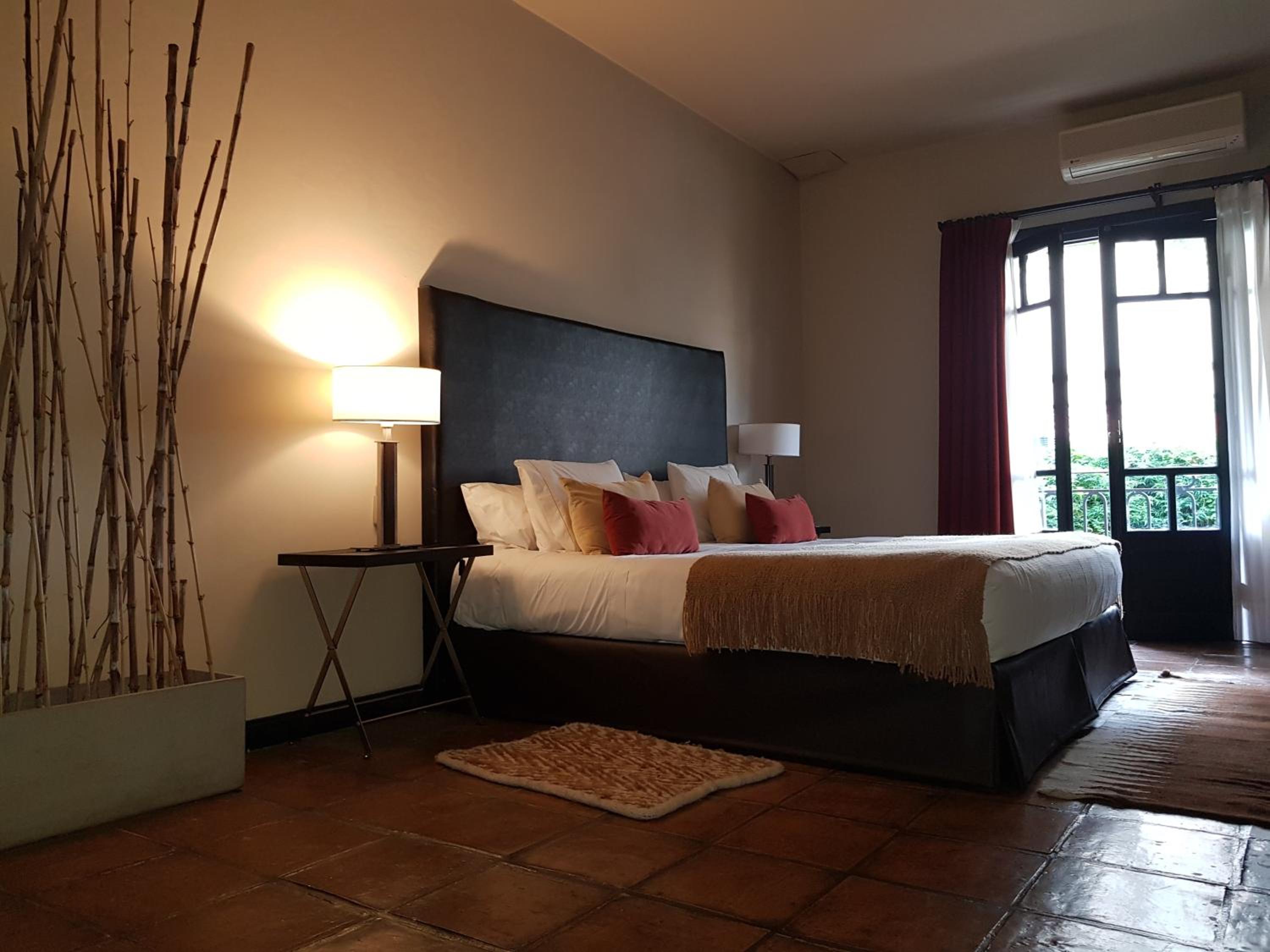 Deluxe Double or Twin Room photo 3