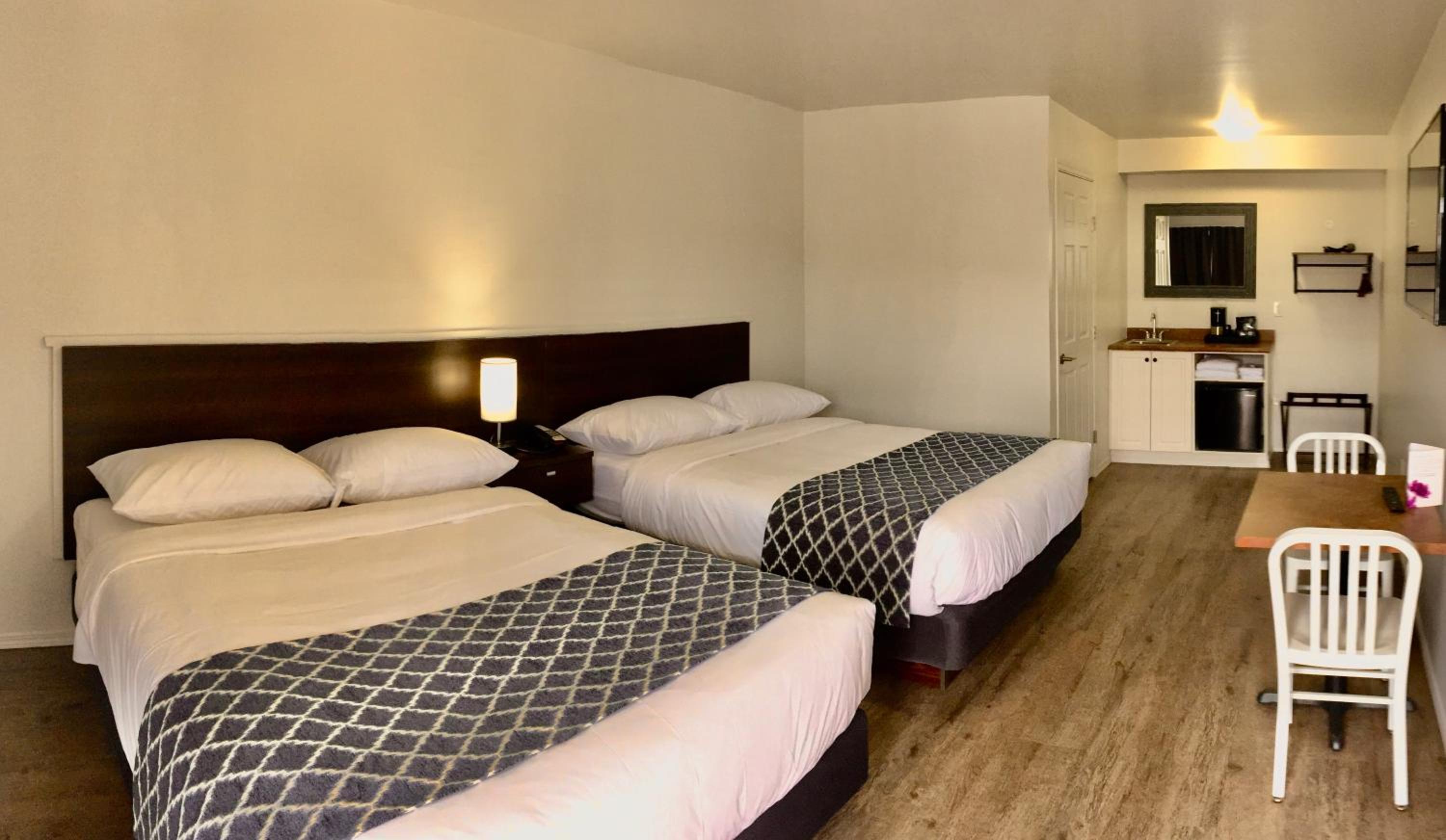 Queen Room with Two Queen Beds Private Bath