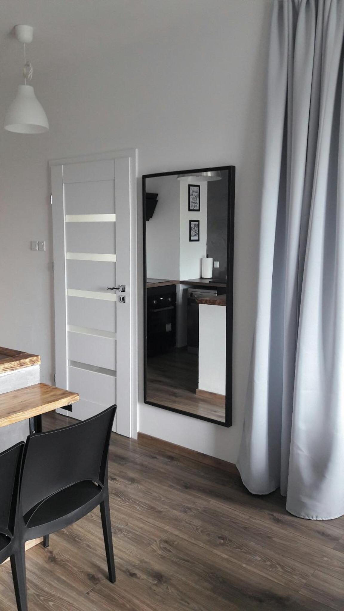 Studio Apartment - Photo 5