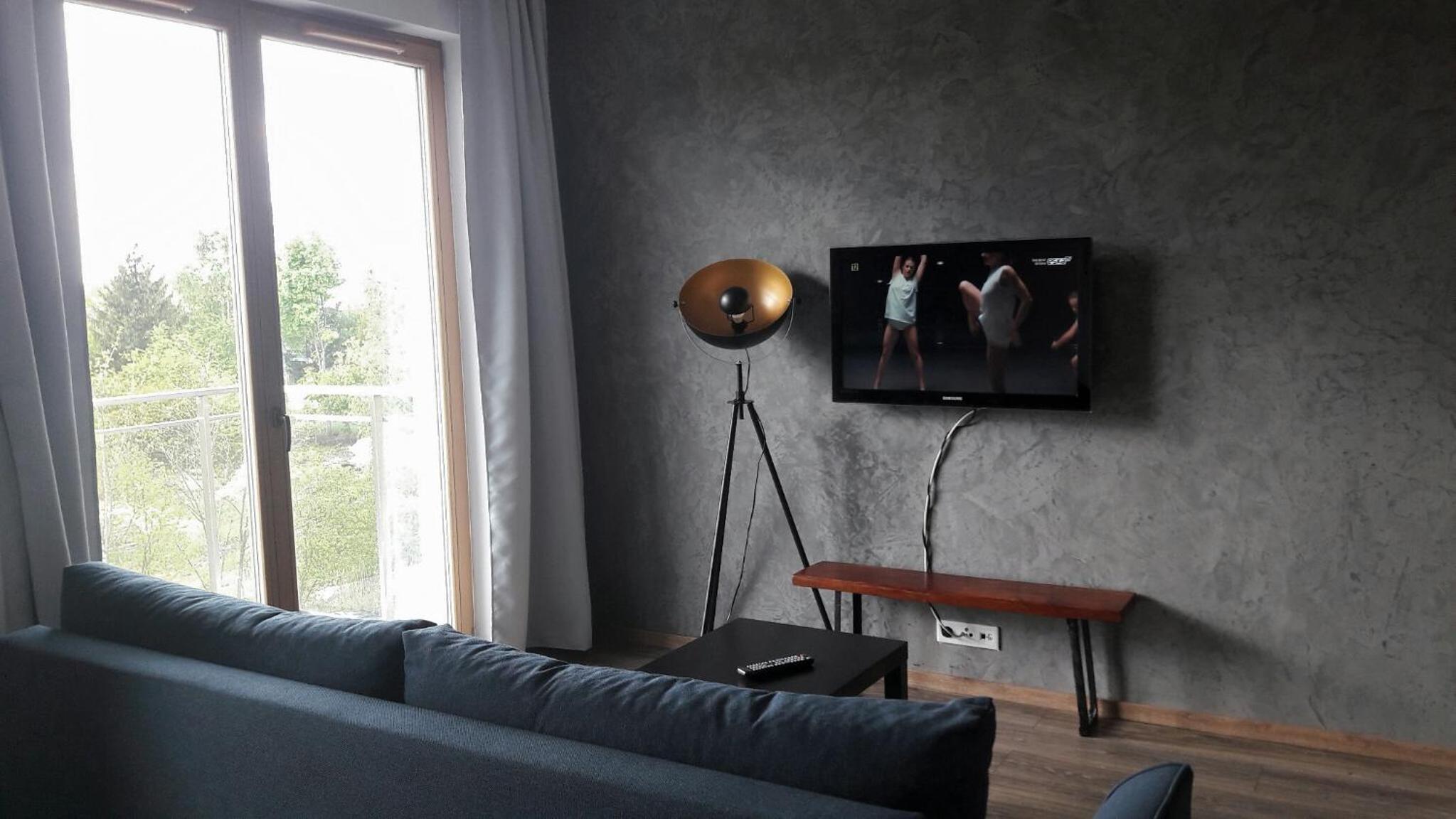 Studio Apartment - Photo 9