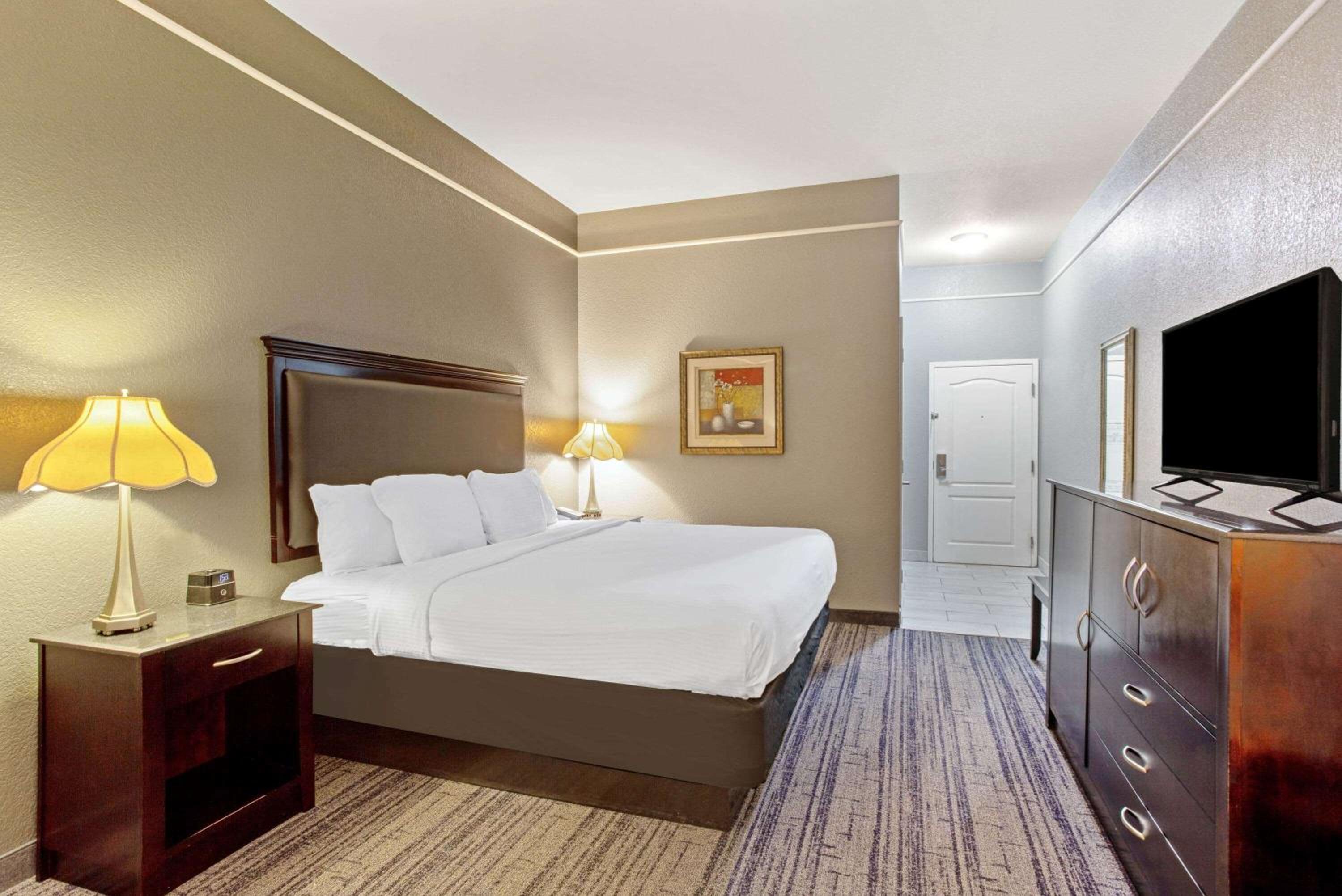 King Room - Mobility Access/Non-Smoking