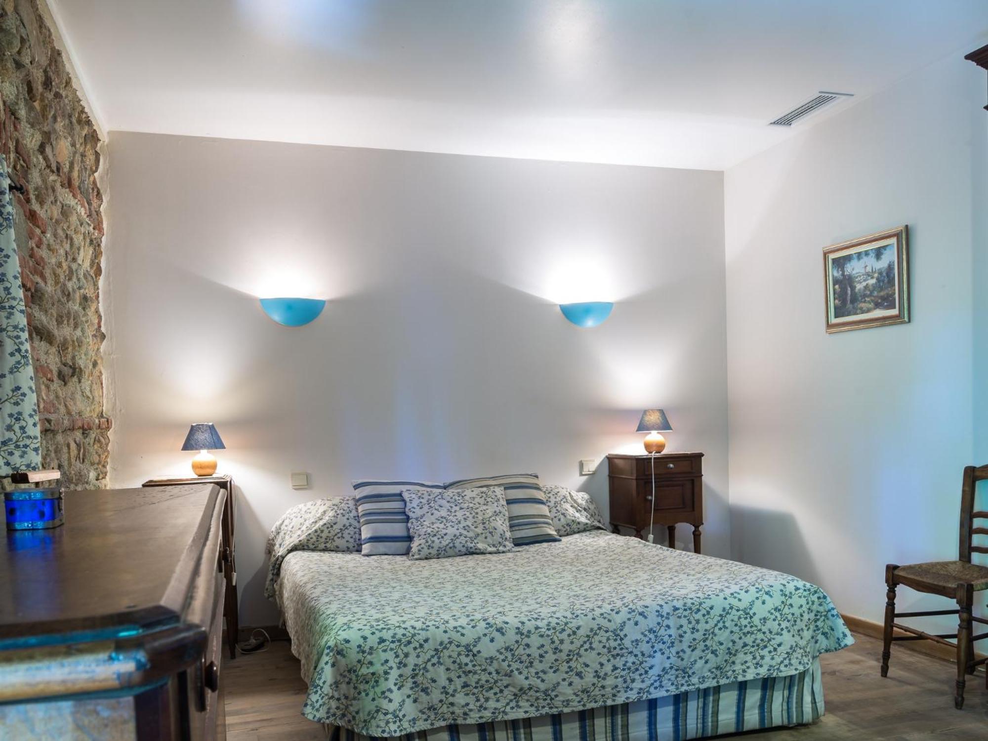 Small Double Room photo 1