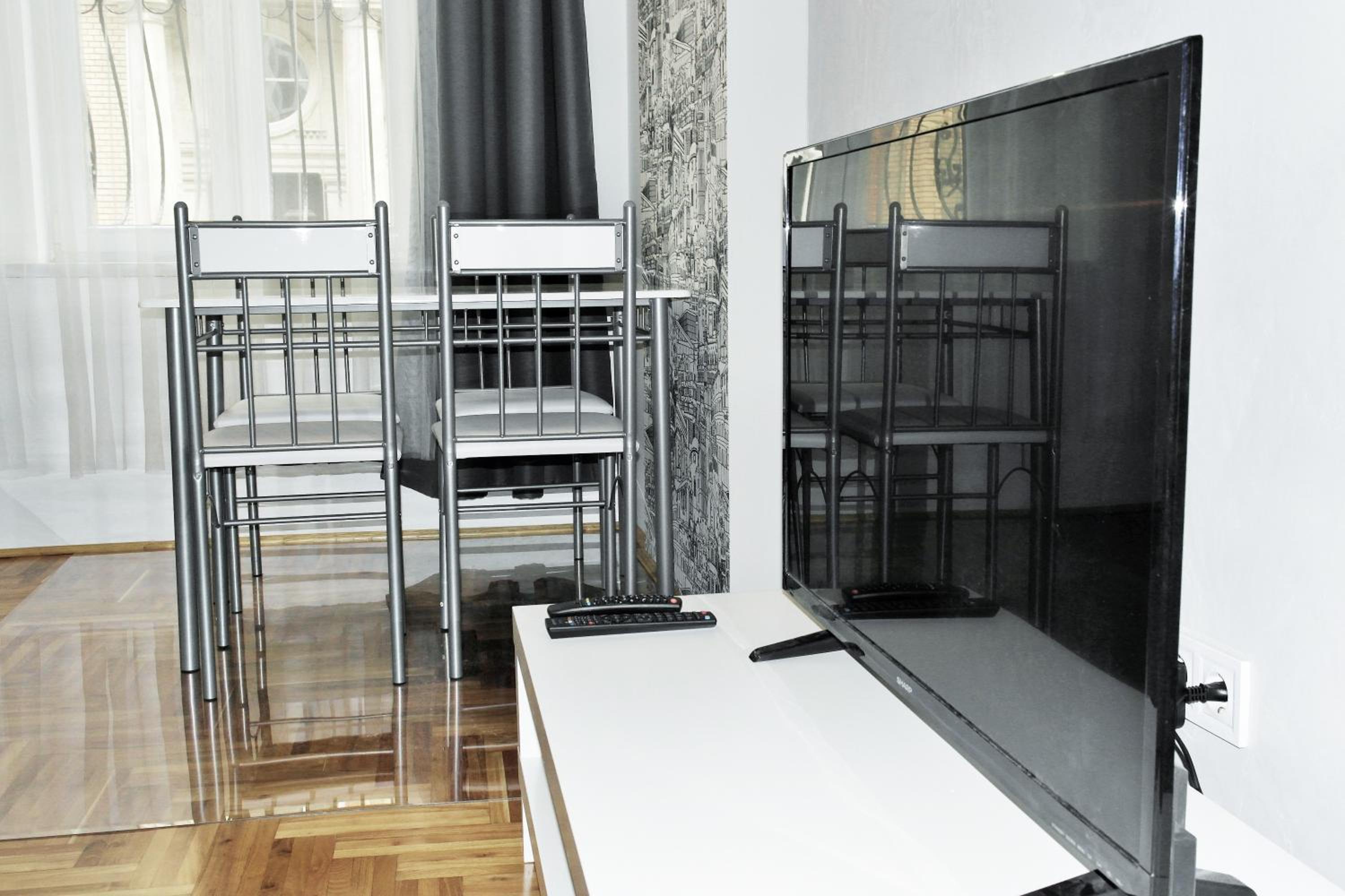 Apartment - Photo 11