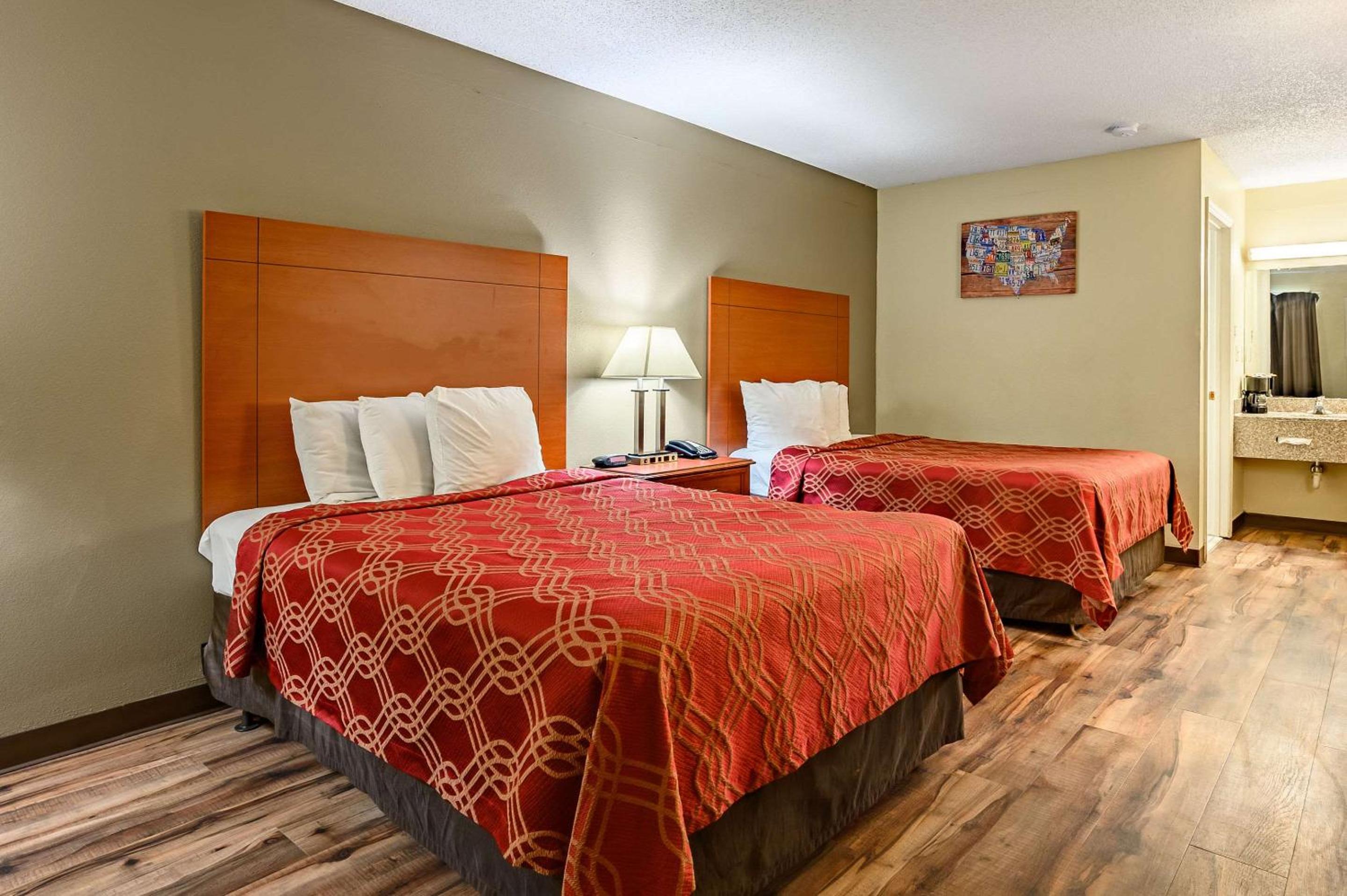 Double Room with Two Double Beds - Non-Smoking - Photo 1