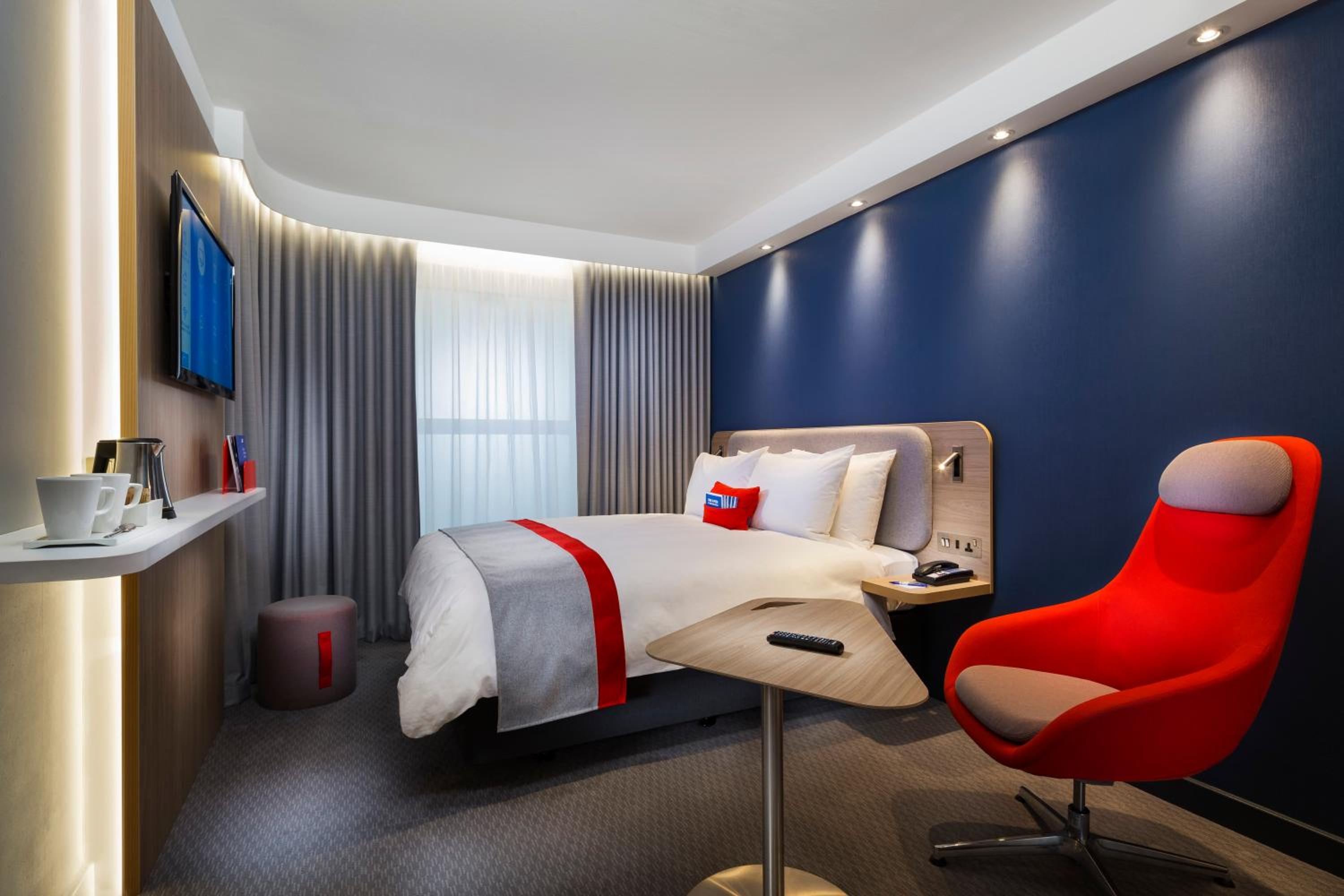 Standard Double Room with Free Hot Breakfast photo 3