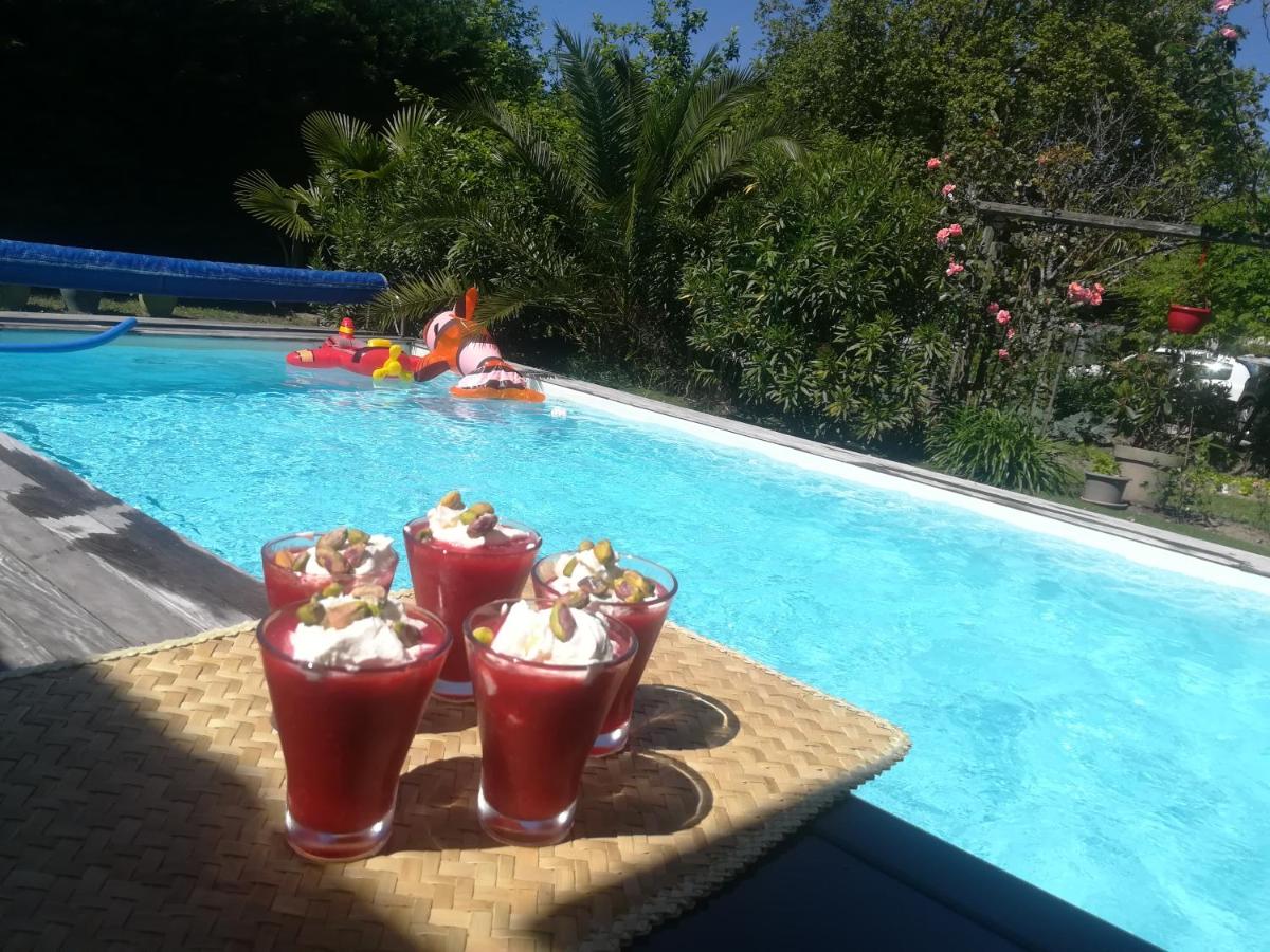 King Room with Pool View photo 2