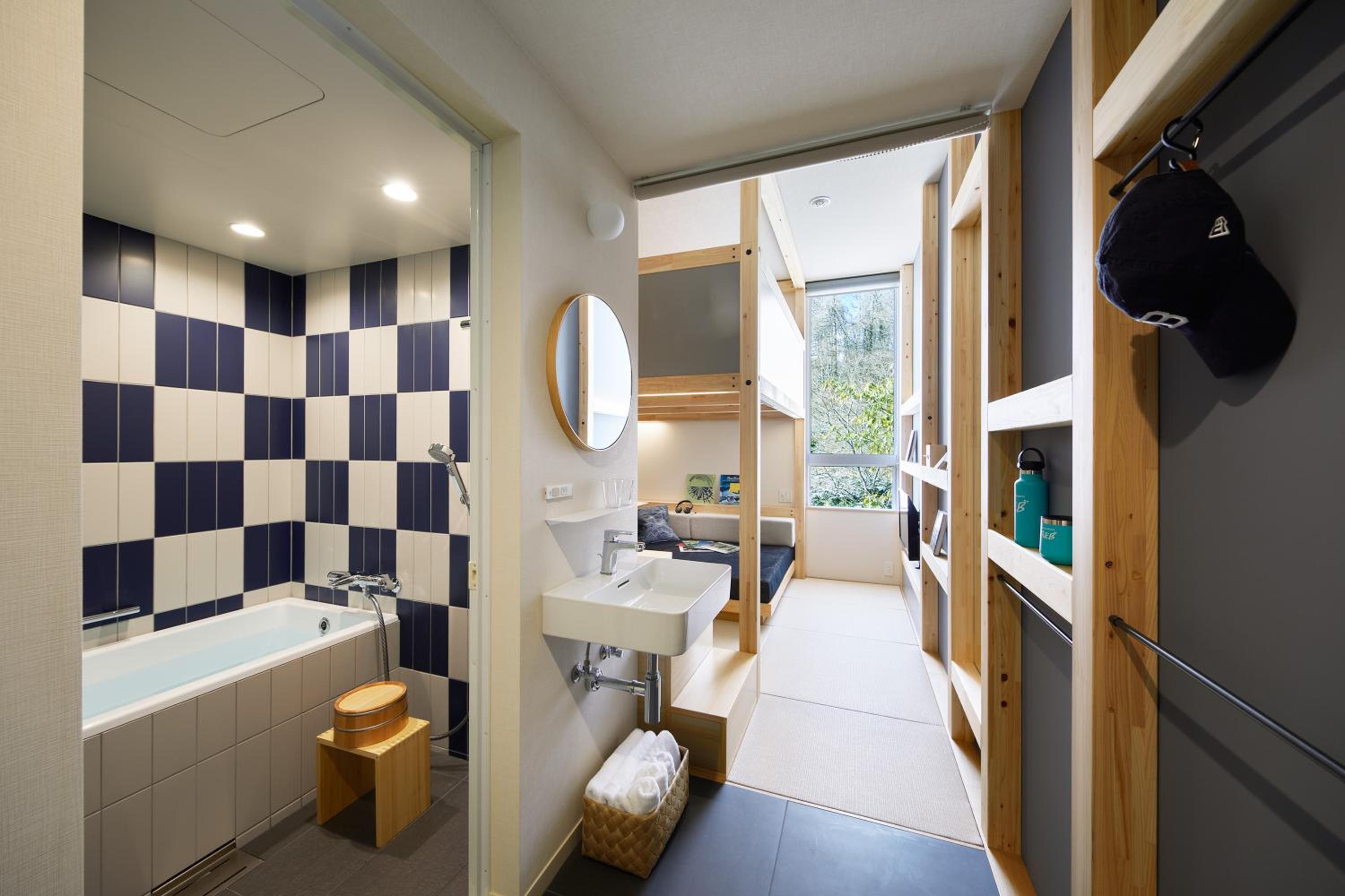 Triple Room with Private Bathroom - Photo 4
