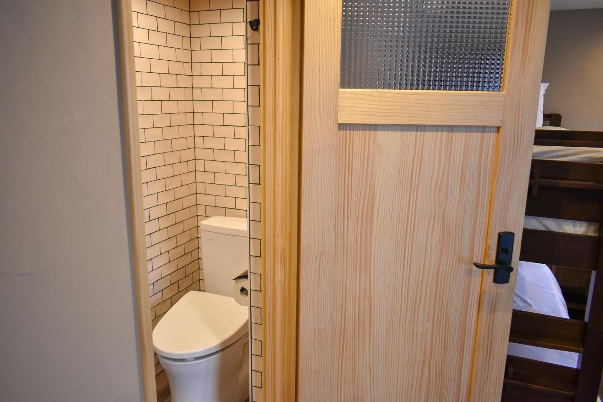 Studio Apartment - Photo 4