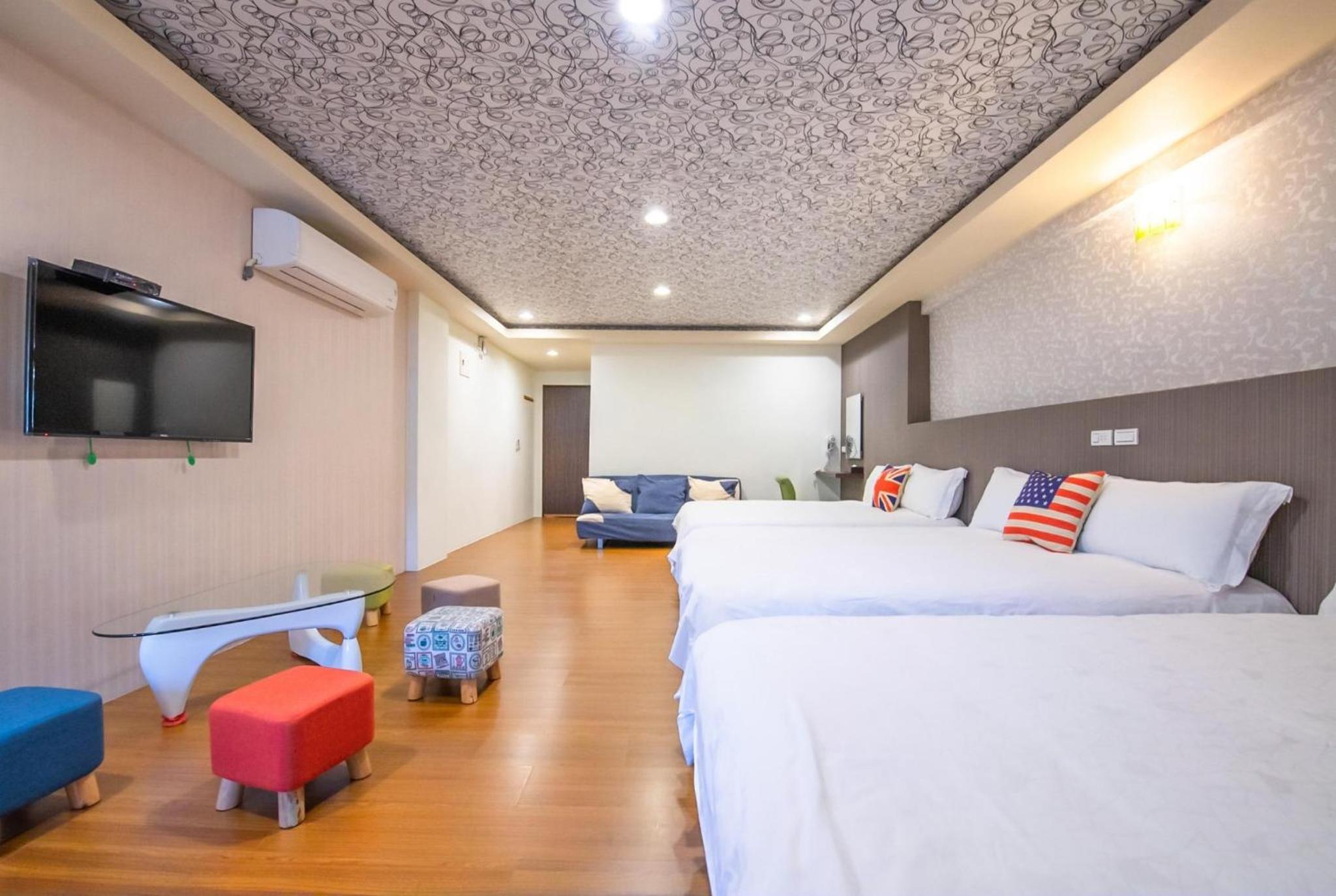 Family Suite with Balcony photo 2