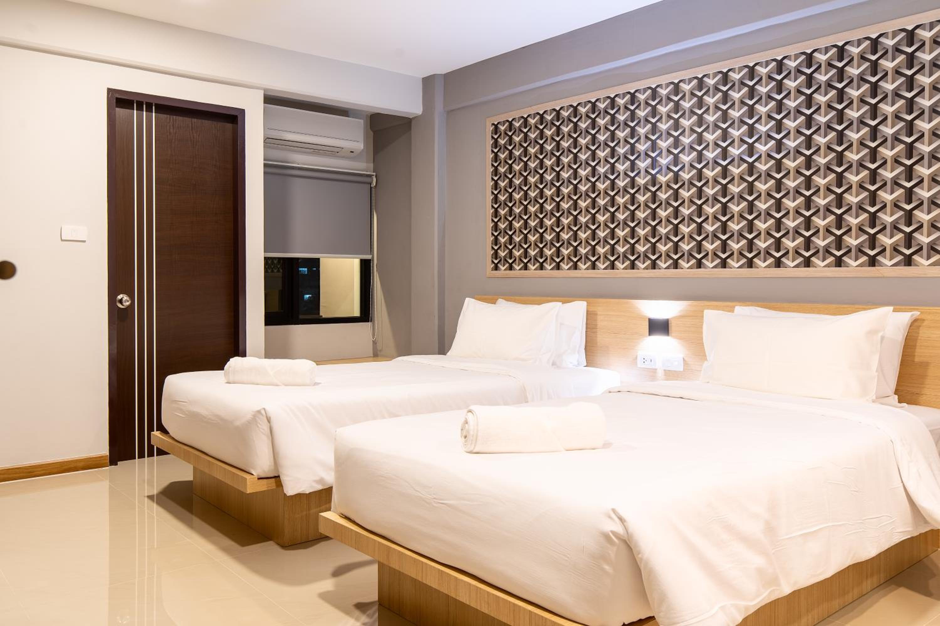 Double Room - Photo 14