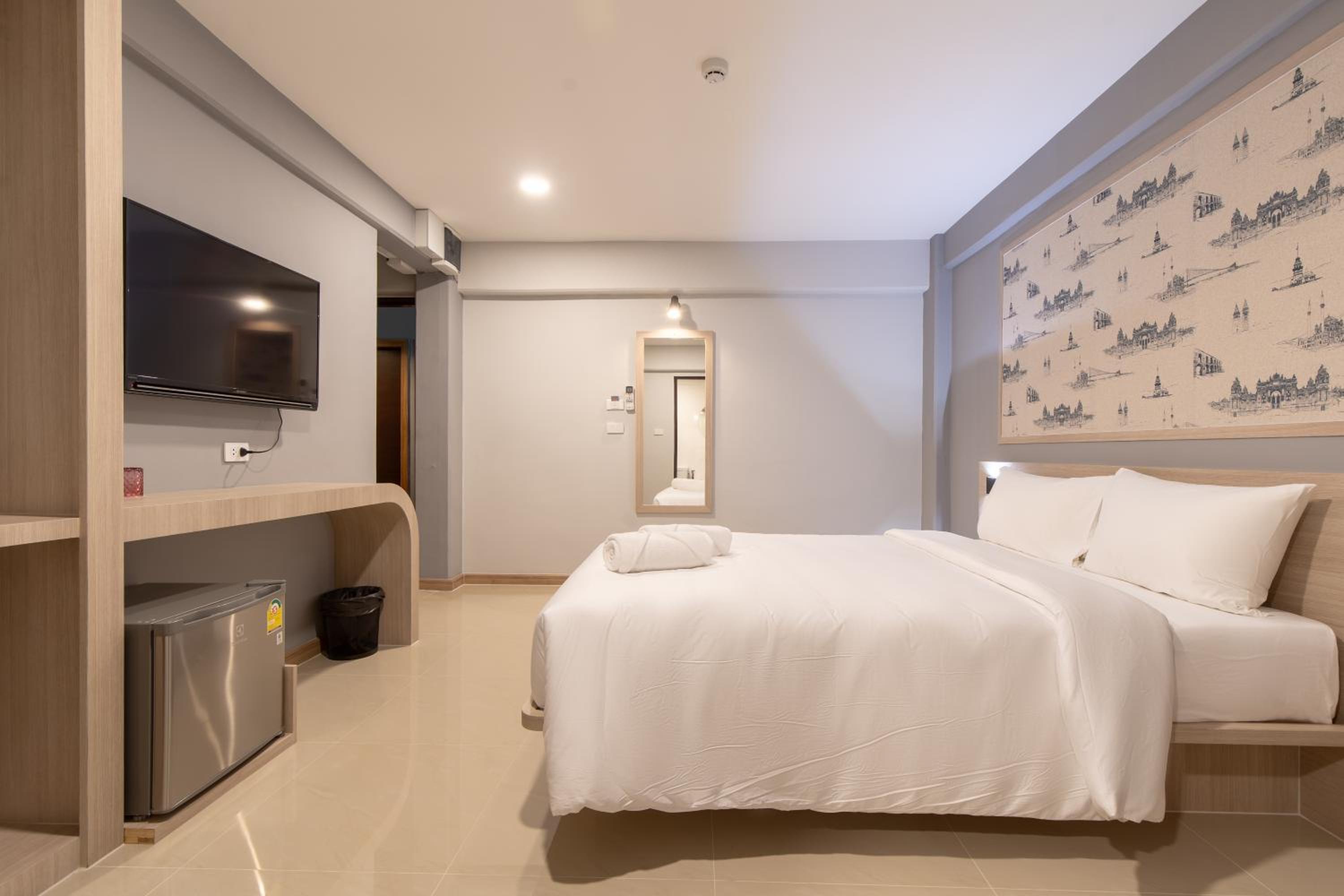 Double Room - Photo 16