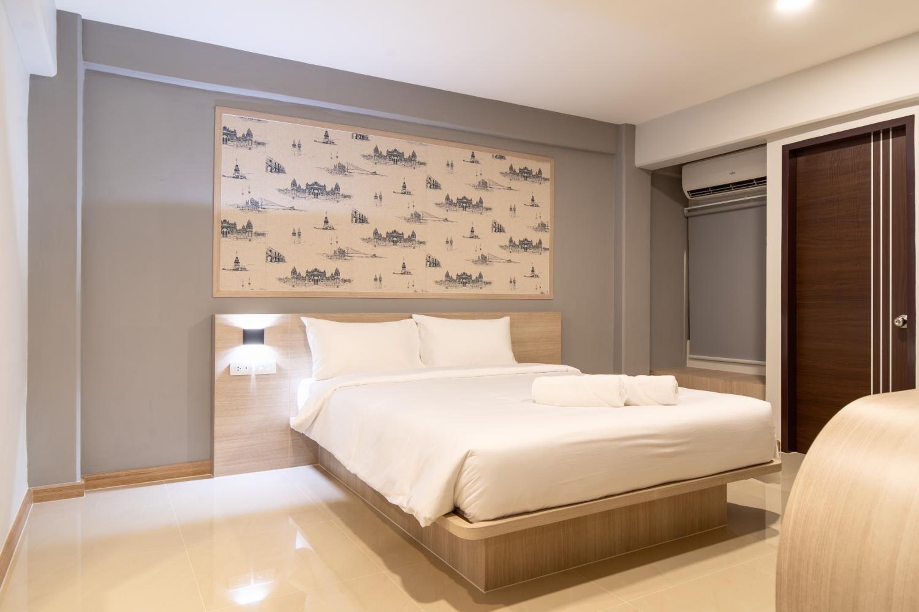 Double Room - Photo 17