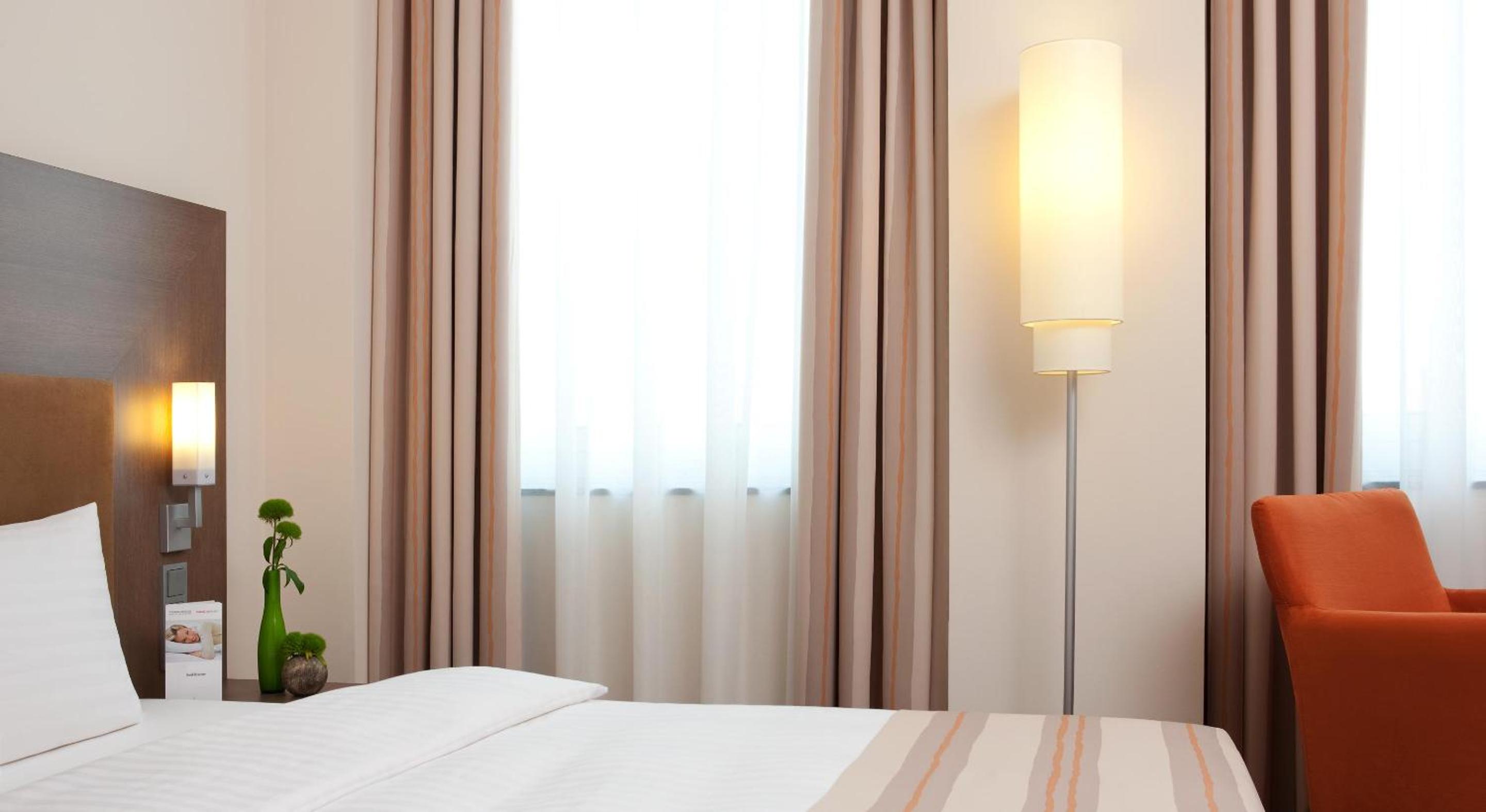 Standard Double or Twin Room - Photo 2