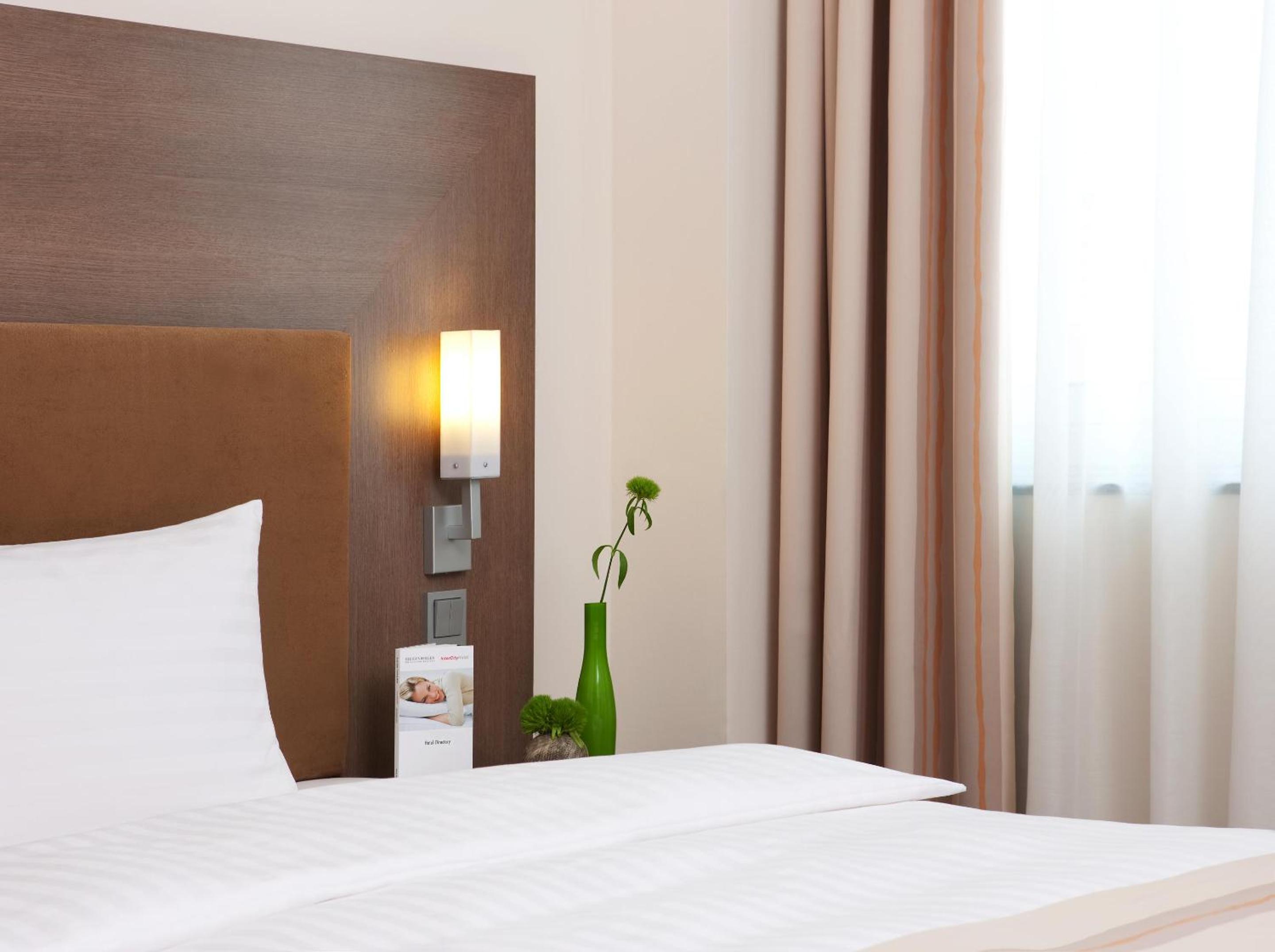 Standard Double or Twin Room - Photo 3
