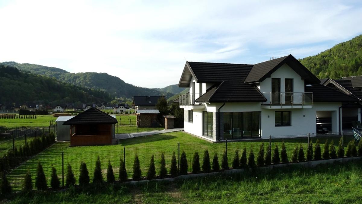 Villa photo 3