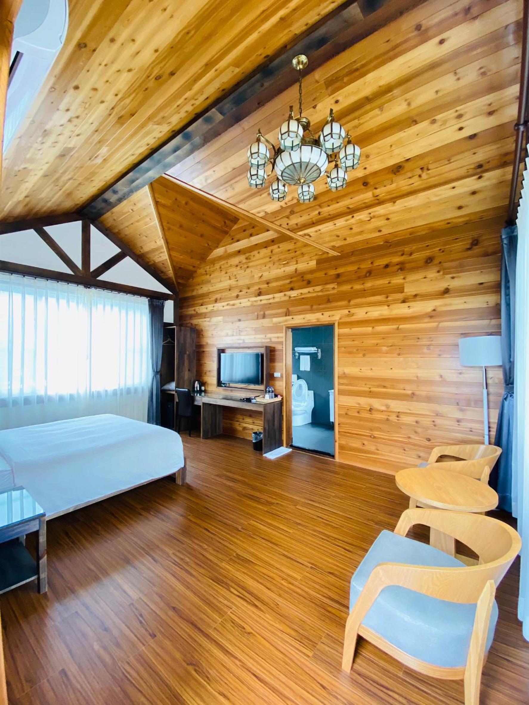 Premier Chalet Double Room  photo 2