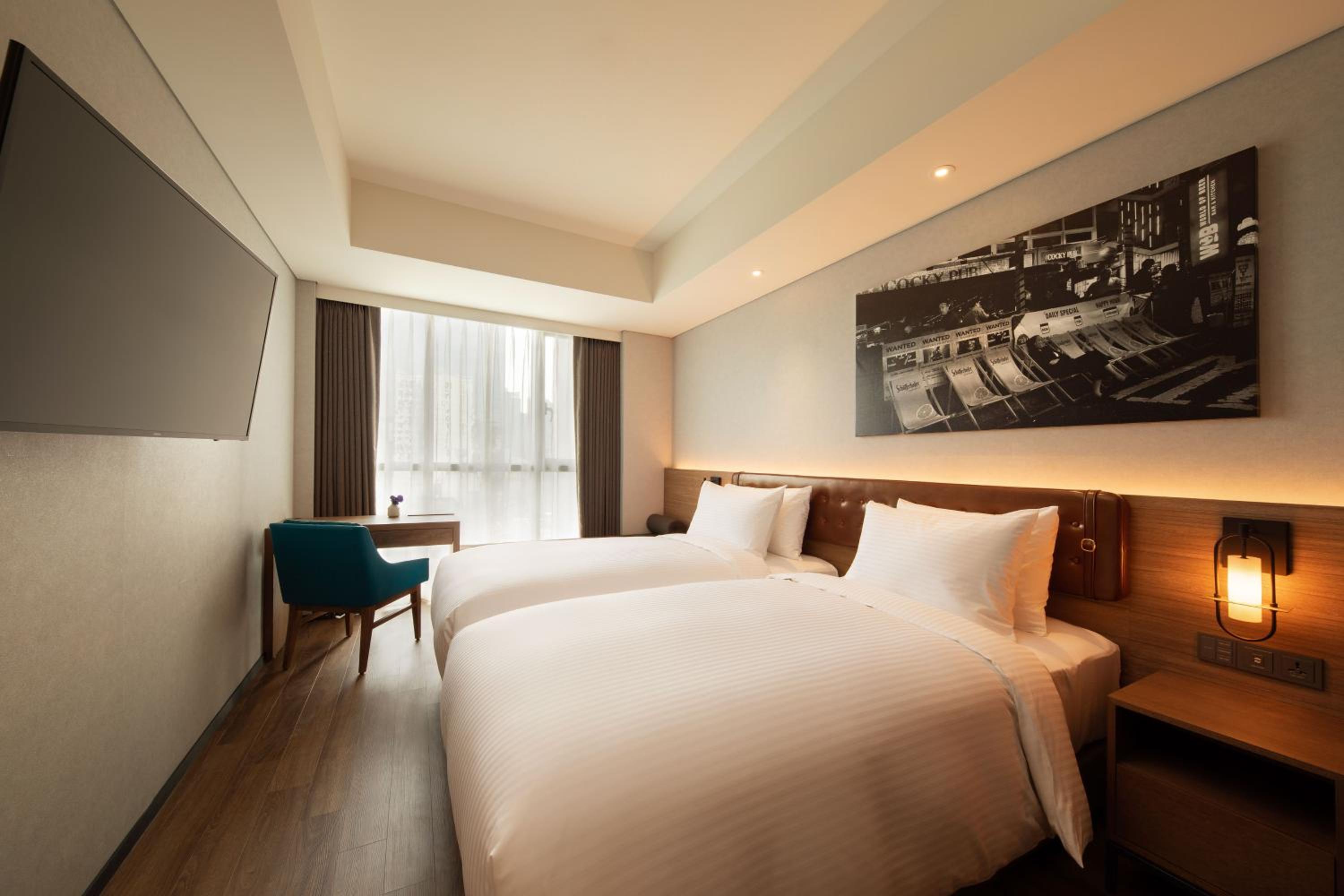 Superior Twin Room - Photo 1