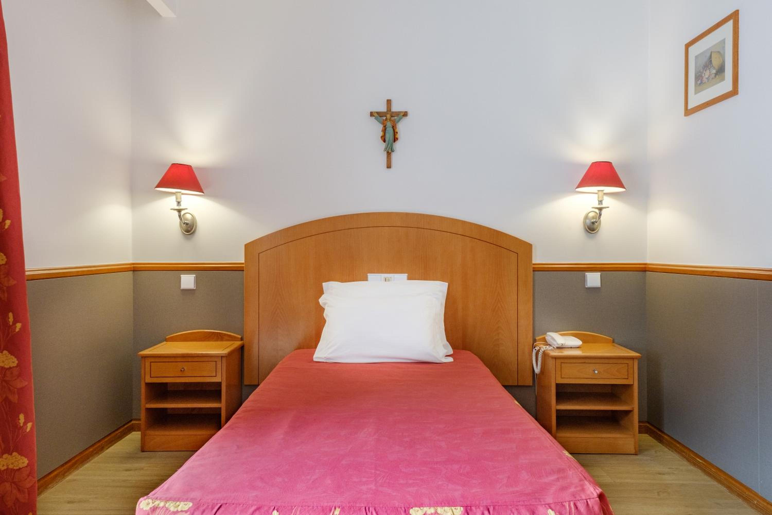 Single Room photo 3