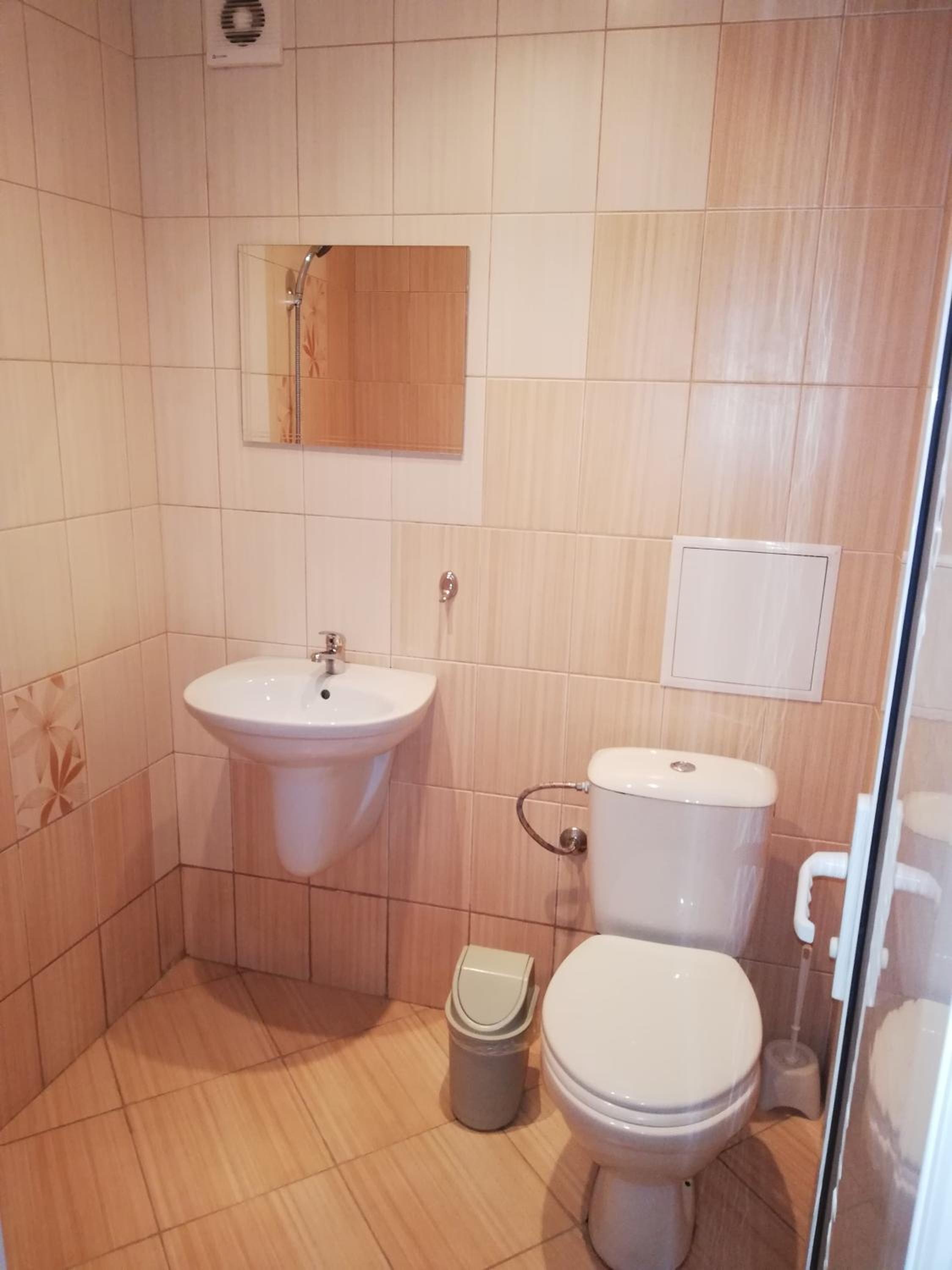 Deluxe Double or Twin Room with City View - Photo 3