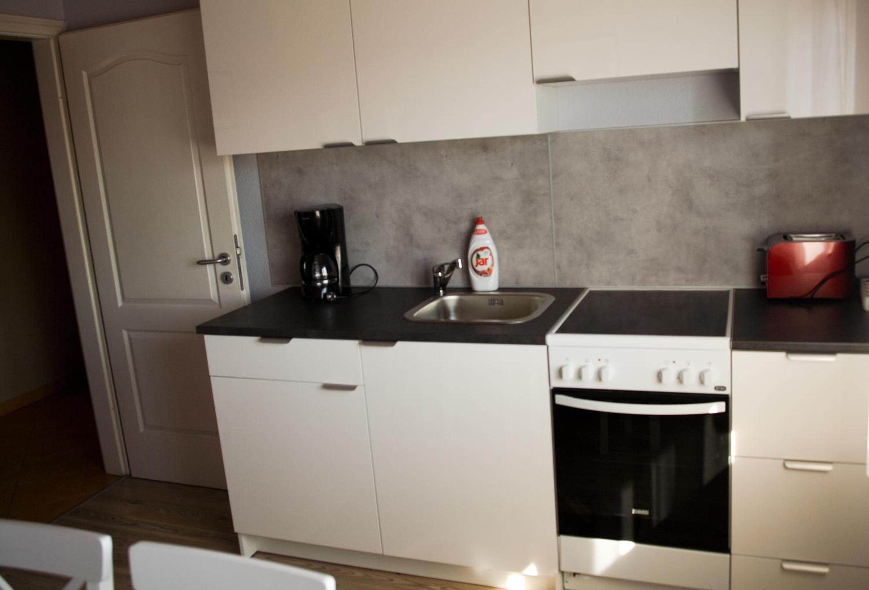 Two-Bedroom Apartment - Photo 24