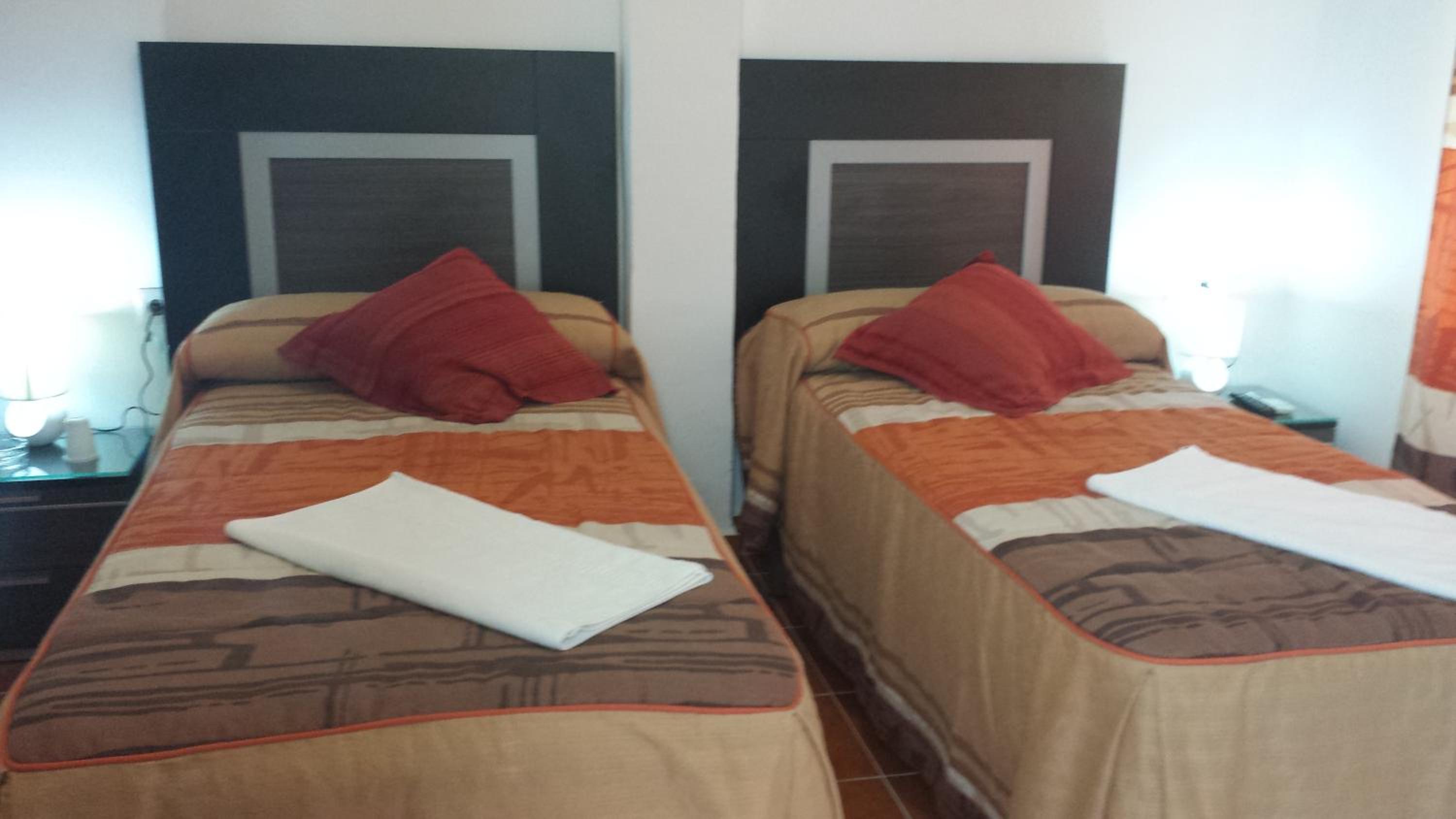 Habitación Doble o con Dos Camas