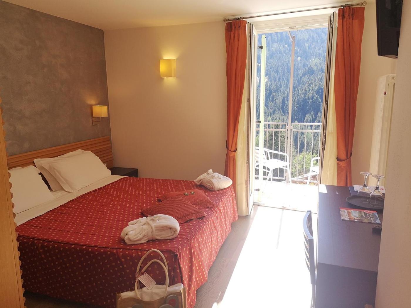 Double Or Twin Room With Balcony