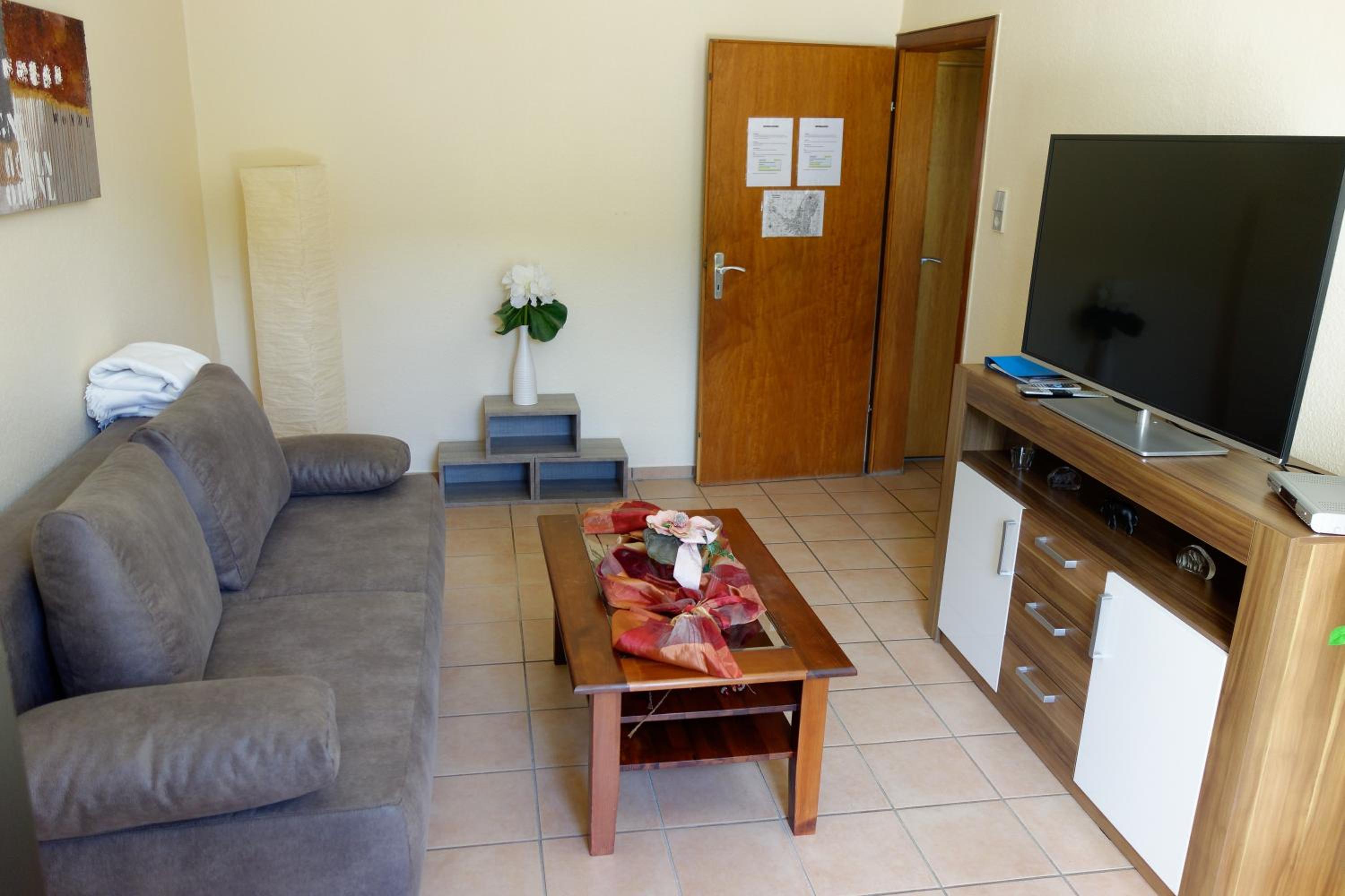 Apartment with Terrace photo 3