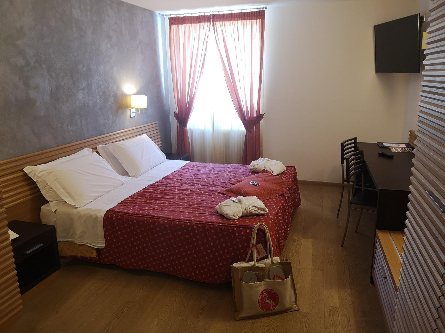 Junior Suite with Balcony photo 2