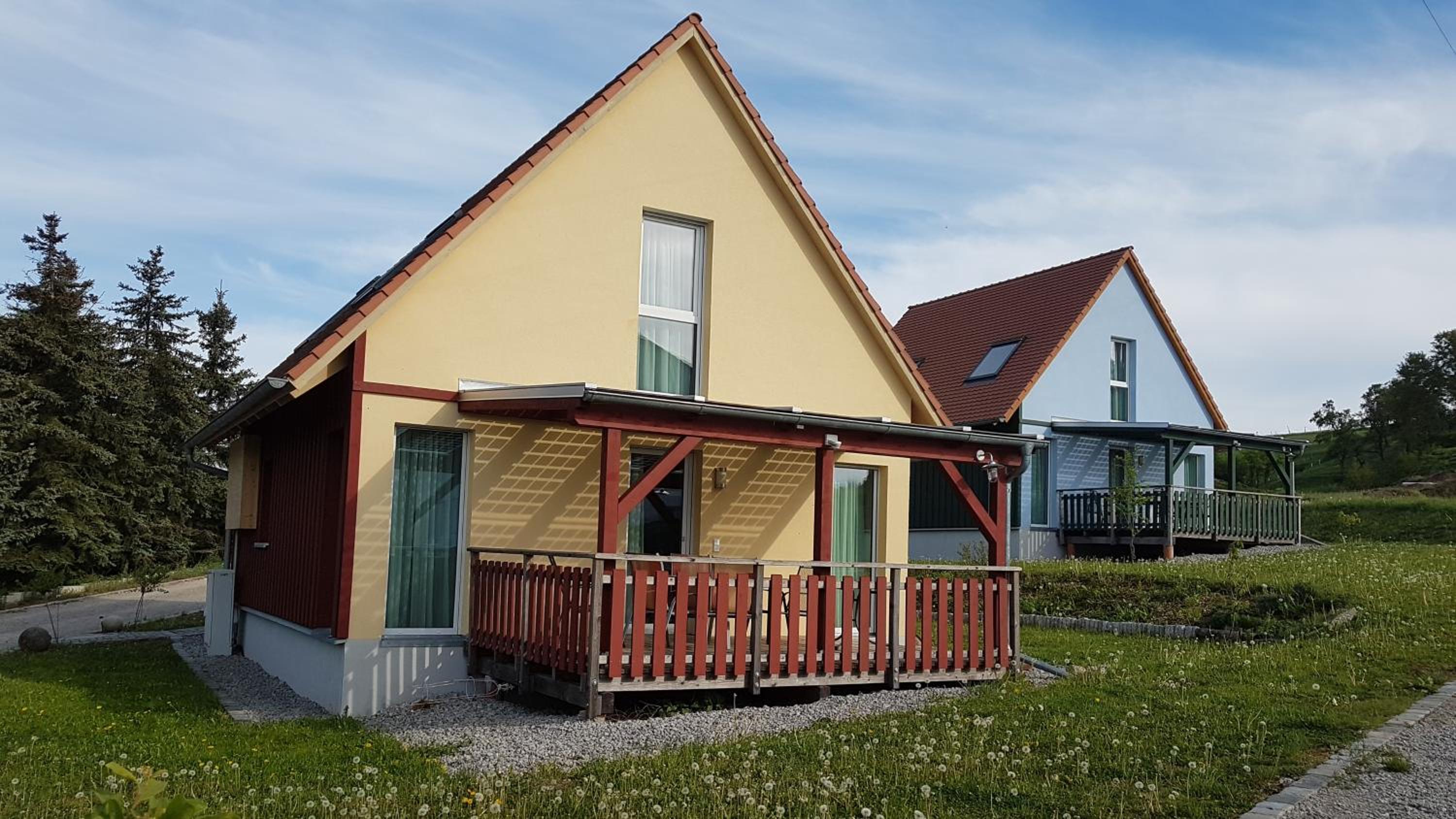 Three-Bedroom House photo 2