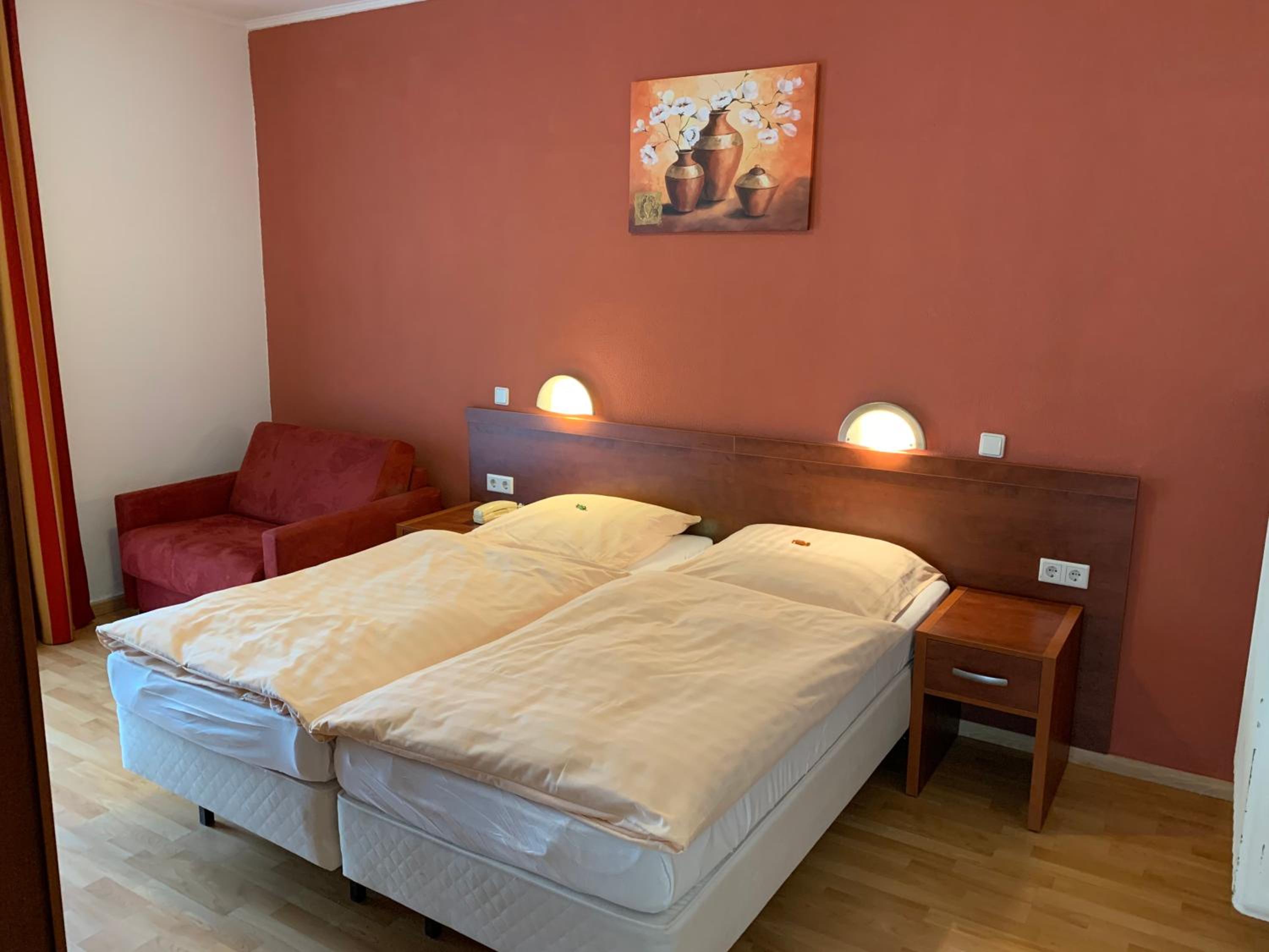Standard Triple Room - Photo 1