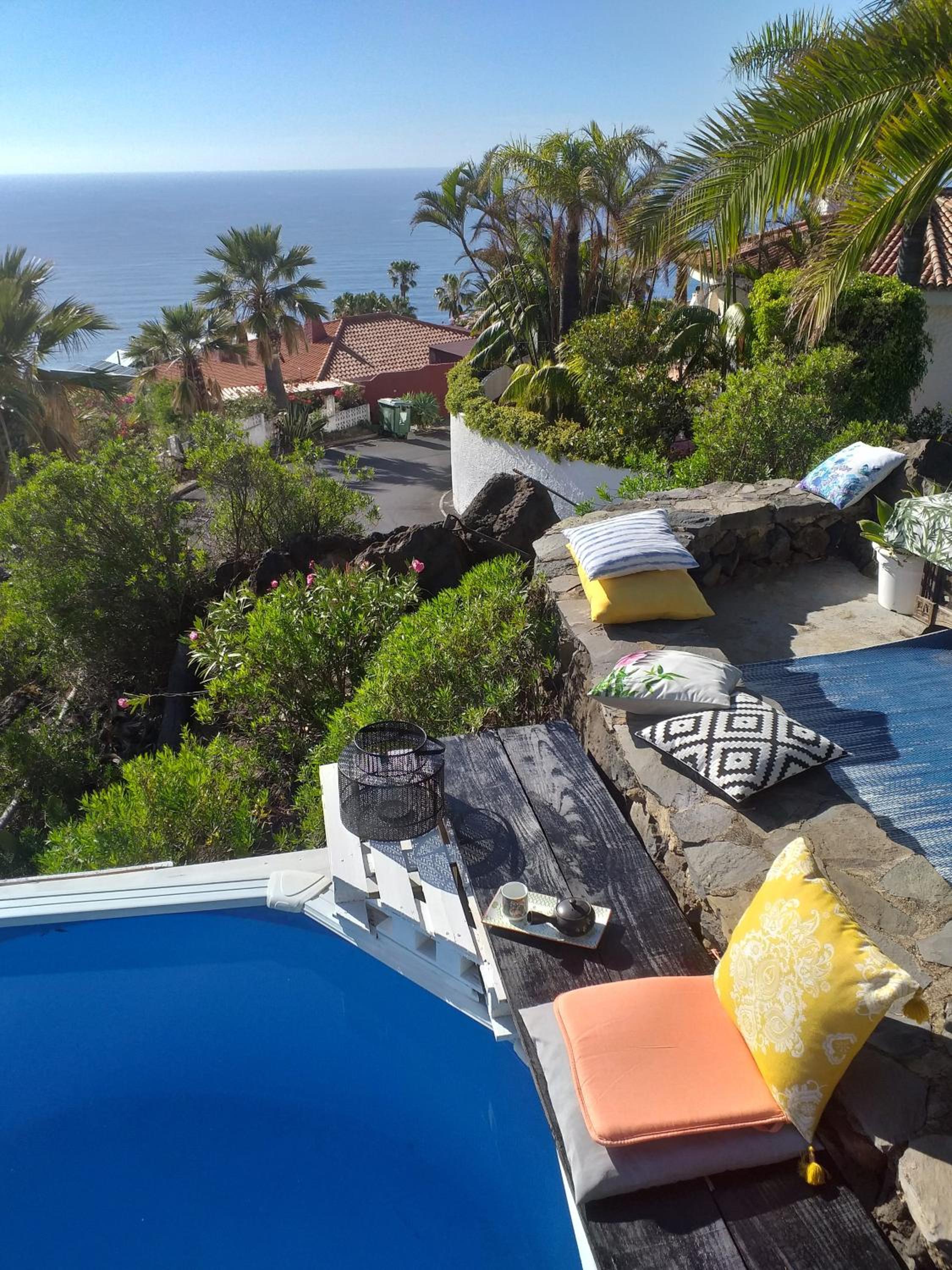 Villa with Sea View - Photo 33