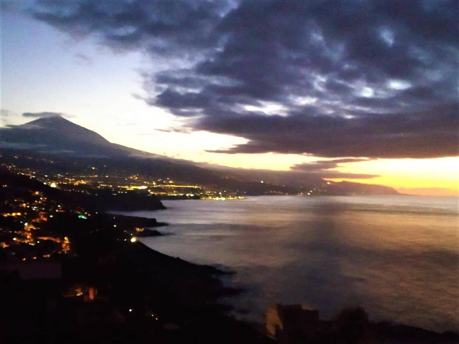 Villa with Sea View - Photo 31
