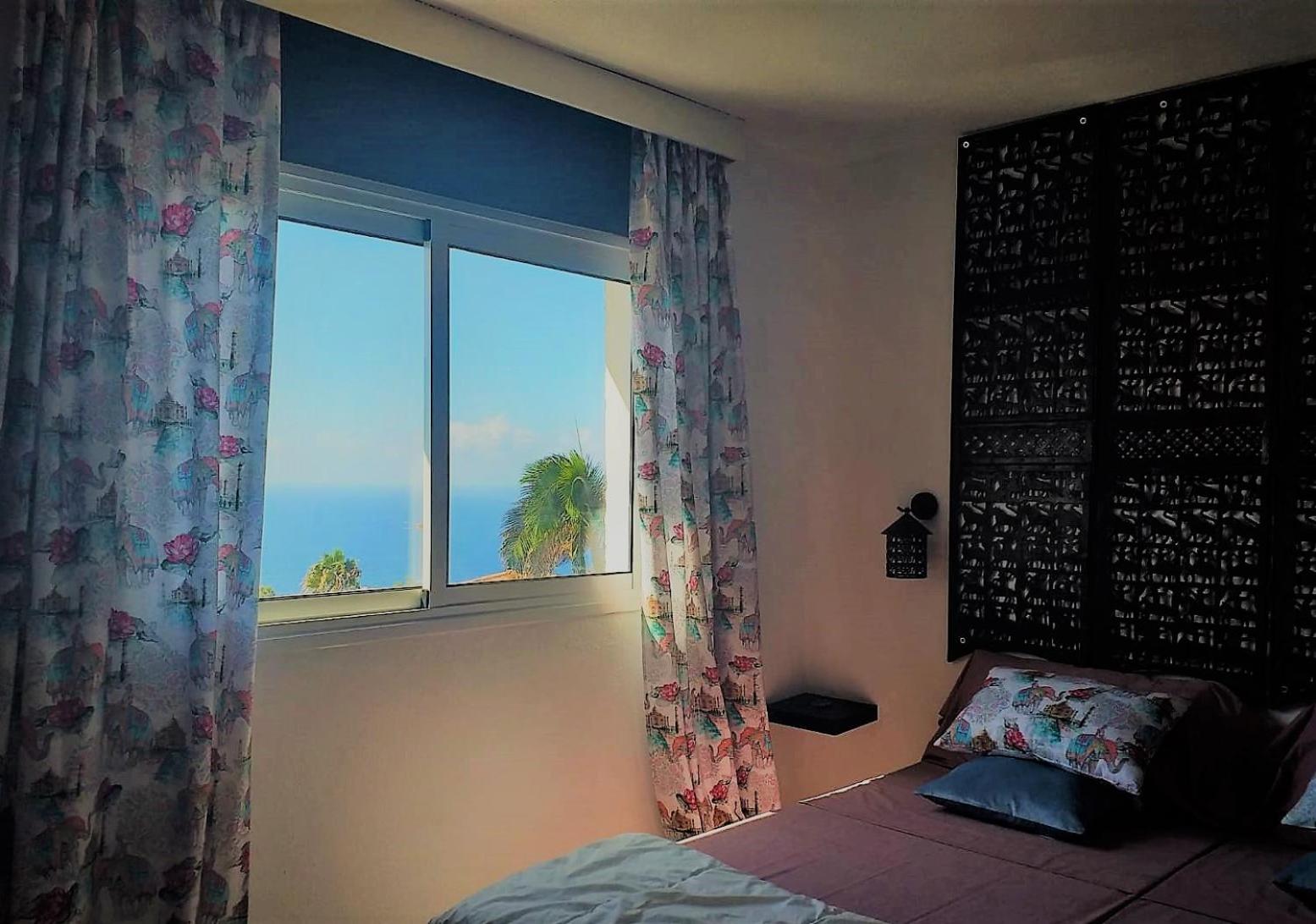 Villa with Sea View - Photo 17