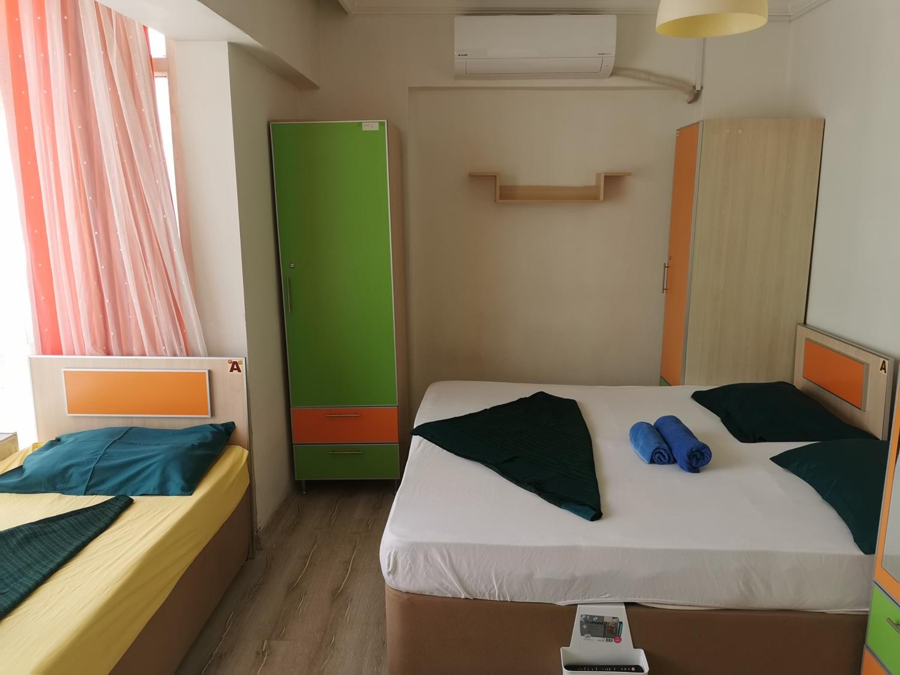 Basic Triple Room photo 3