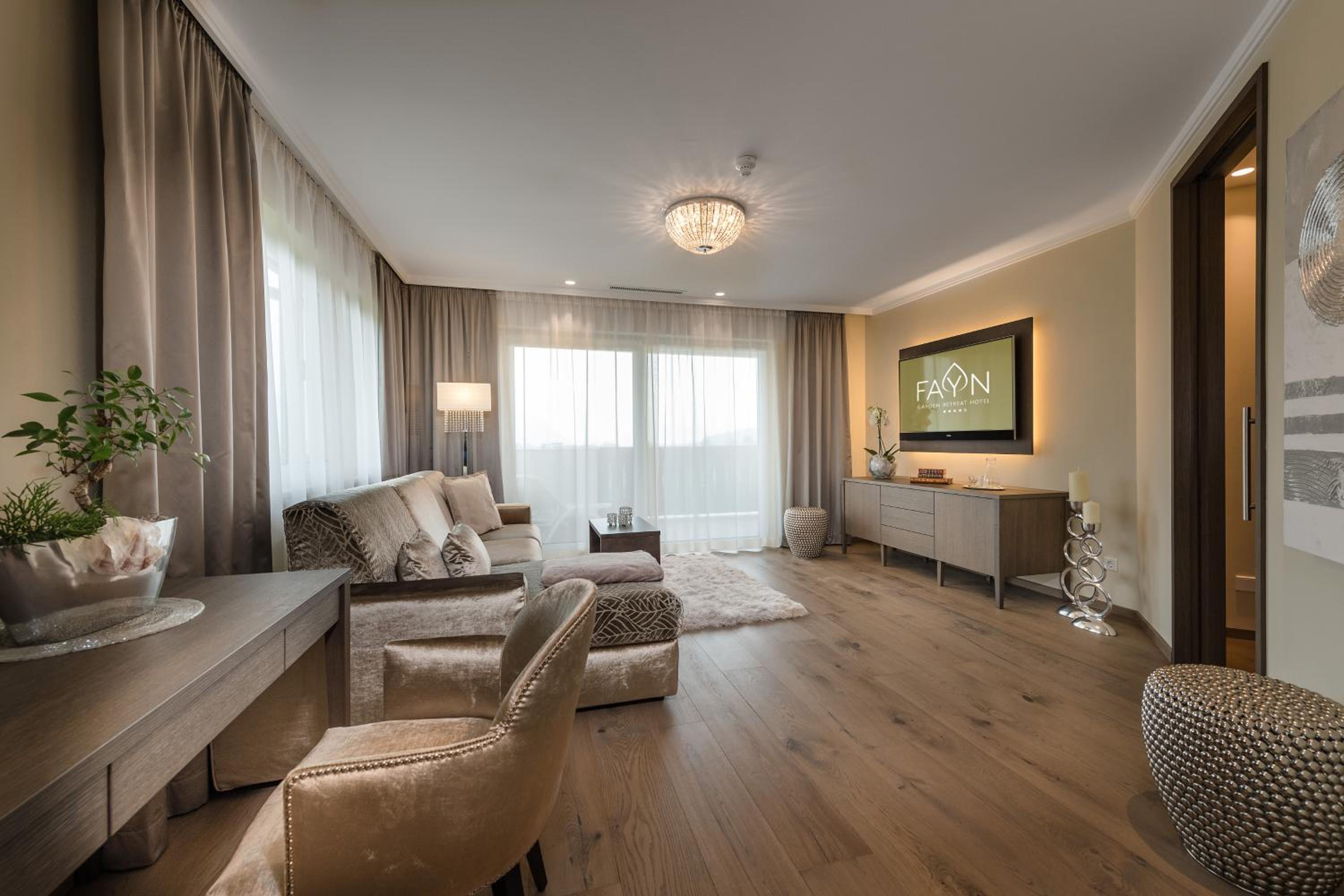 Suite with Garden View - Photo 1